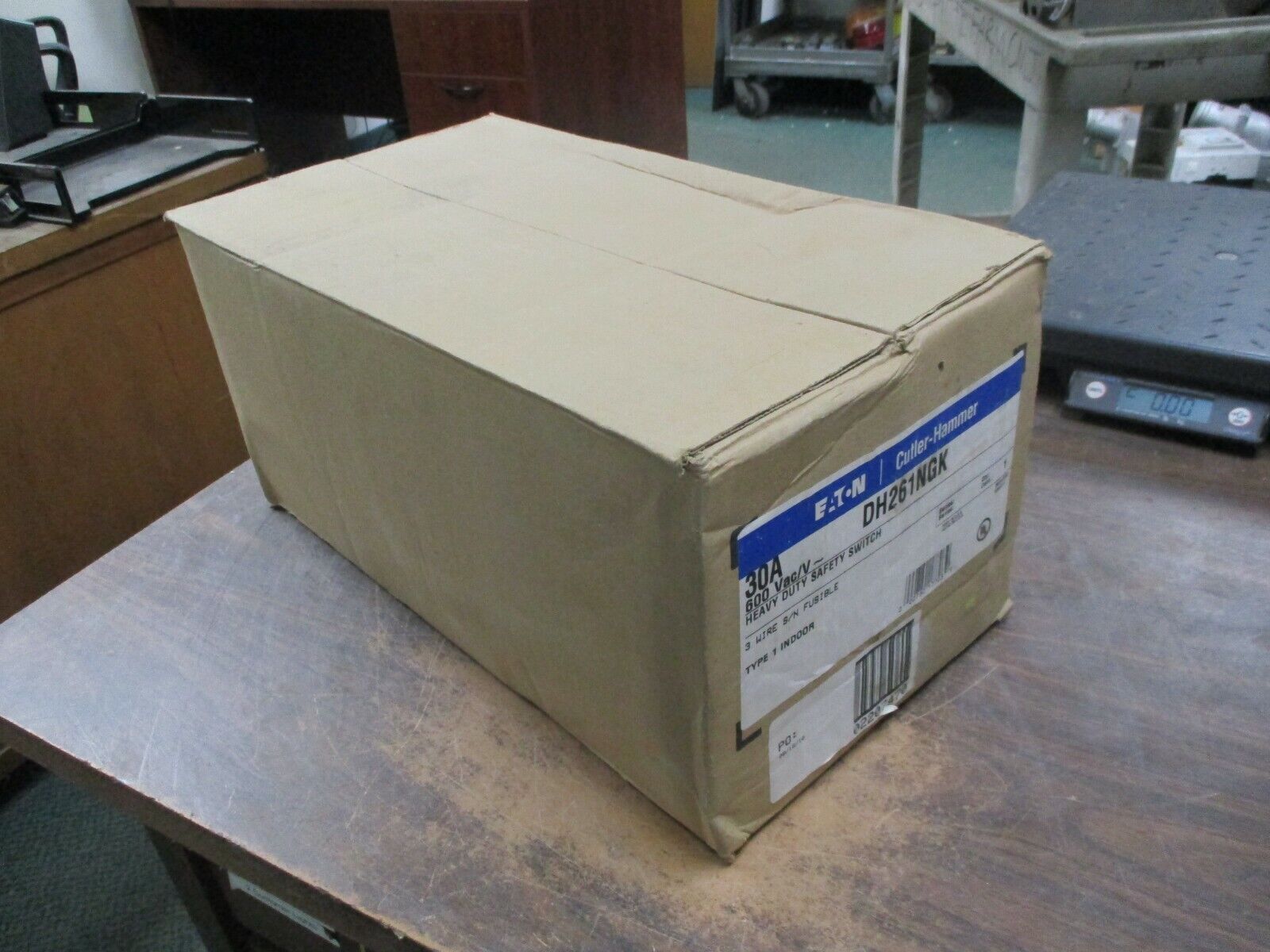 Eaton Fusible Safety Switch / Disconnect DH261NGK 30A 600V 3W New Surplus