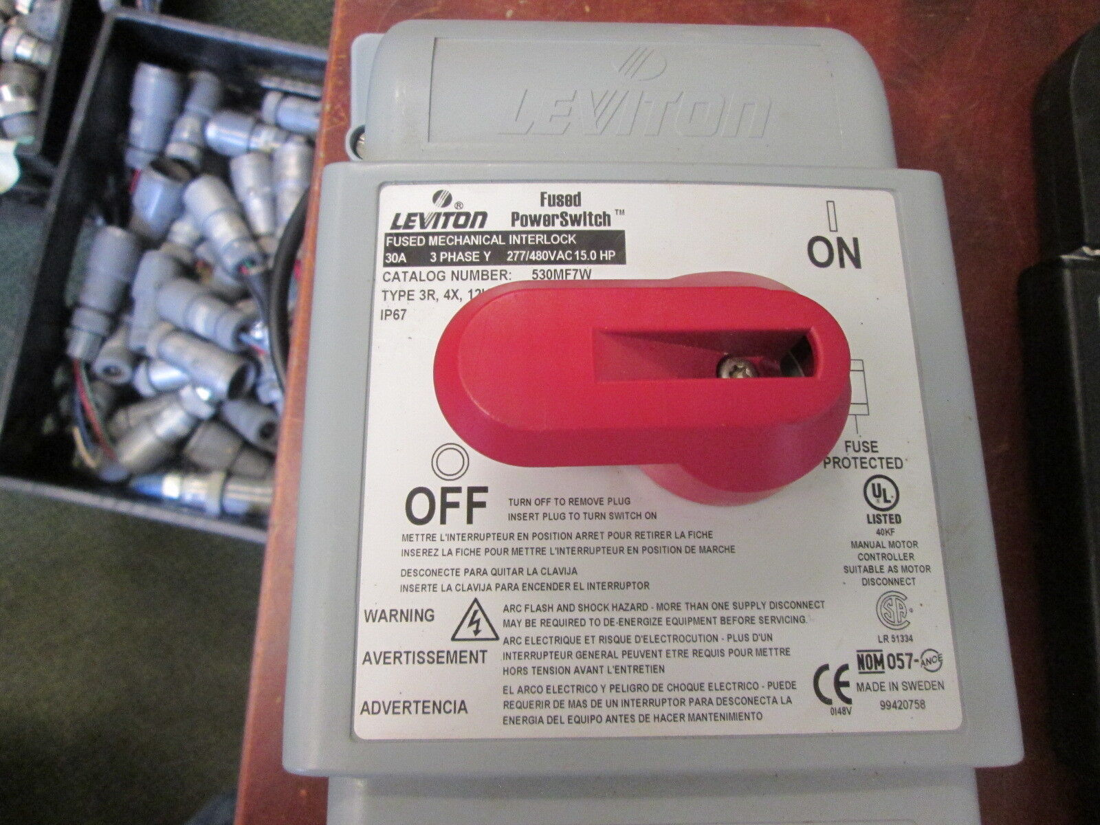 Leviton Fused Powerswitch Mechanical Interlock 530MF7W 30A 277/480V 3Ph Used