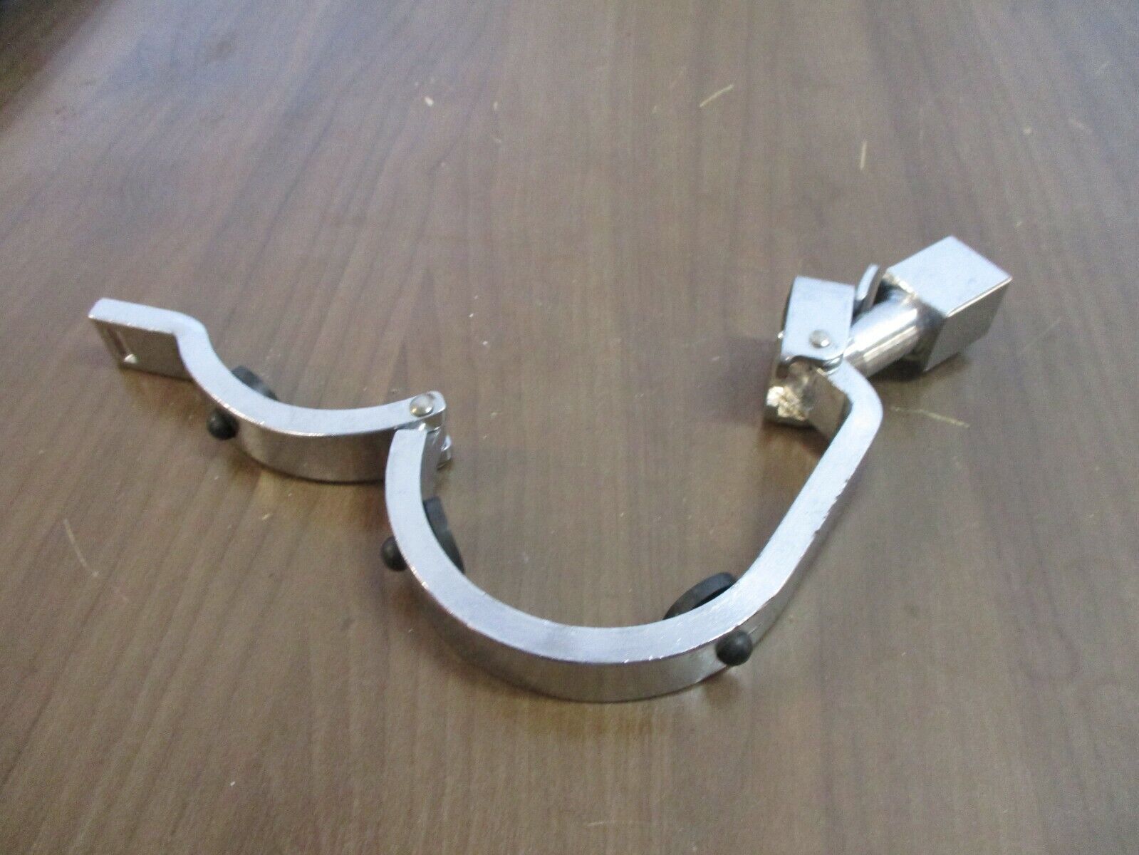 APC Stainless Steel Mounting Clamp Size: 3" Used