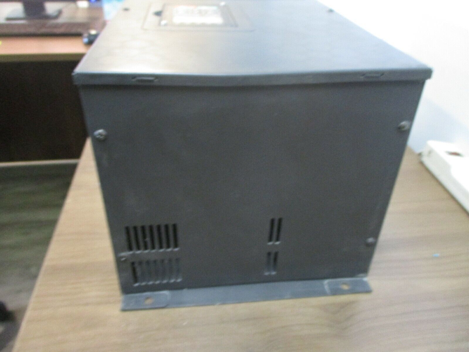 TECO Westinghouse A510 AC Drive A510-4075-C3-U 75HP 3Ph w/ Keypad Used