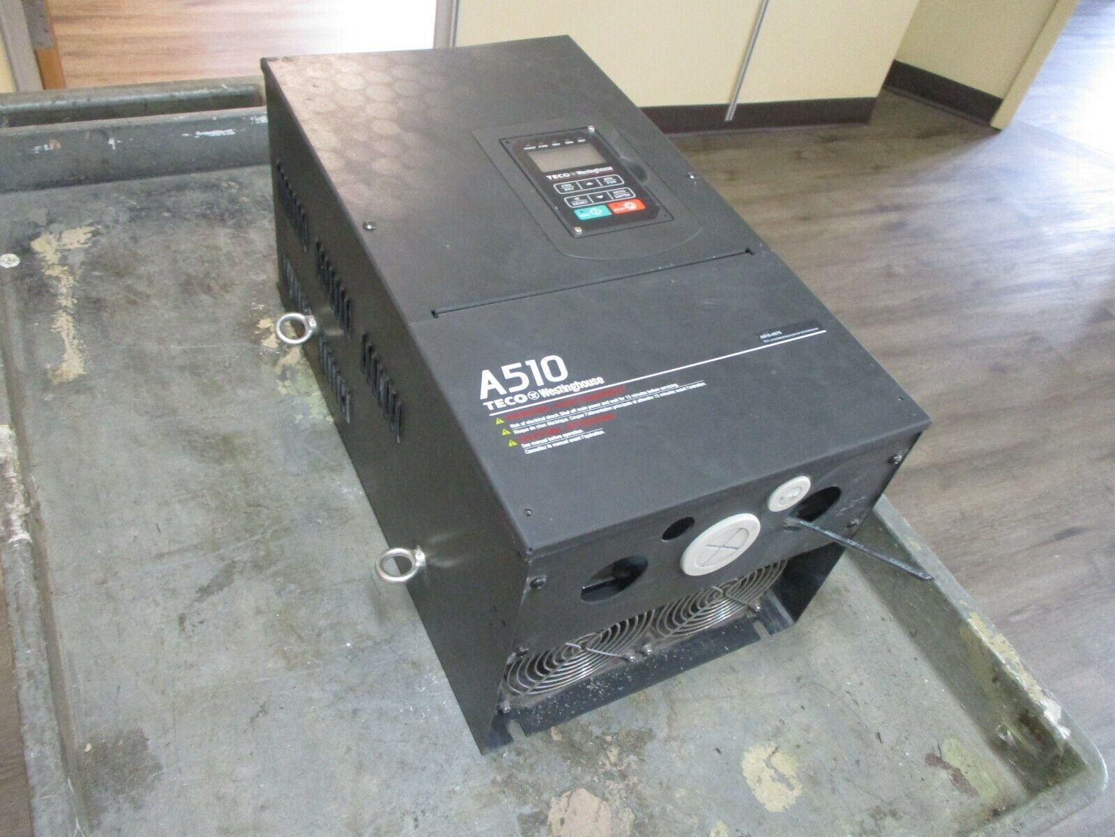 TECO Westinghouse A510 AC Drive A510-4075-C3-U 75HP 3Ph w/ Keypad Used