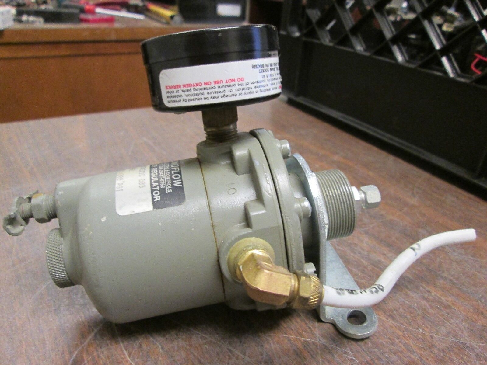 ITT Conoflow Airpak Filter Regulator GFH65XTKEX1C D89 0-25 PSI 300 PSI max Used