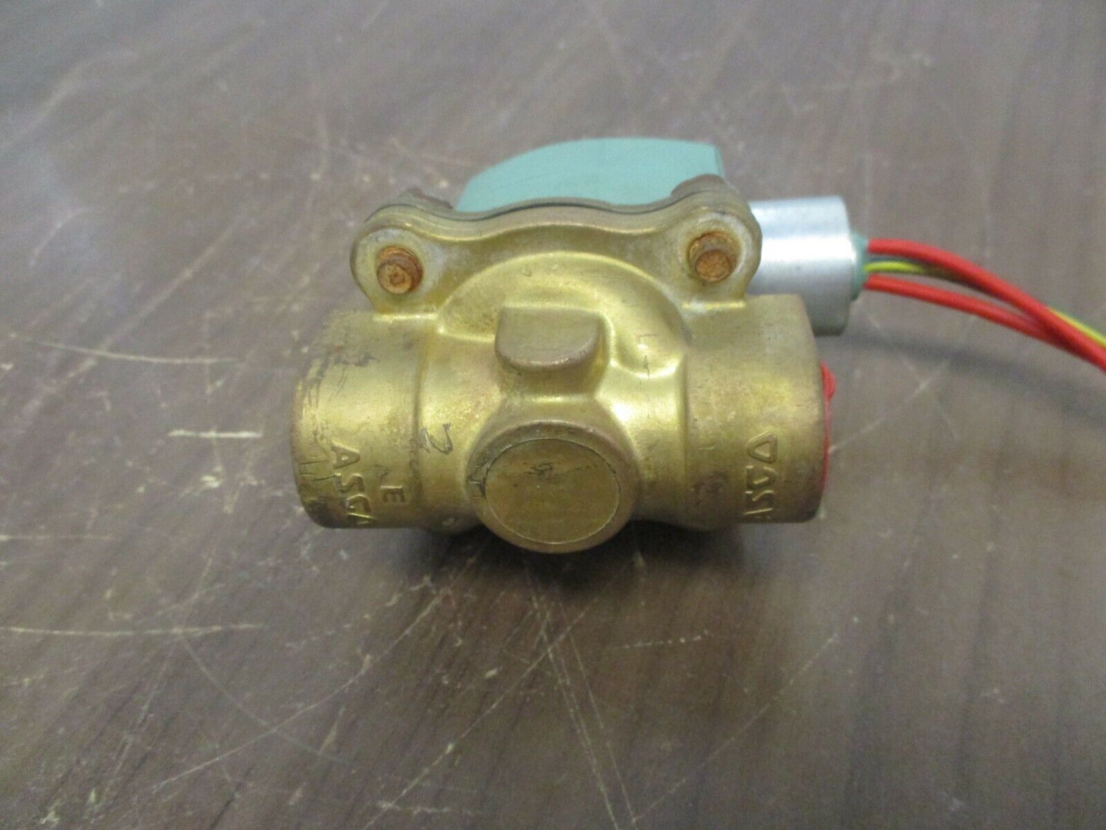 ASCO Red-Hat Solenoid Valve 8210G002 5-135PSI Used
