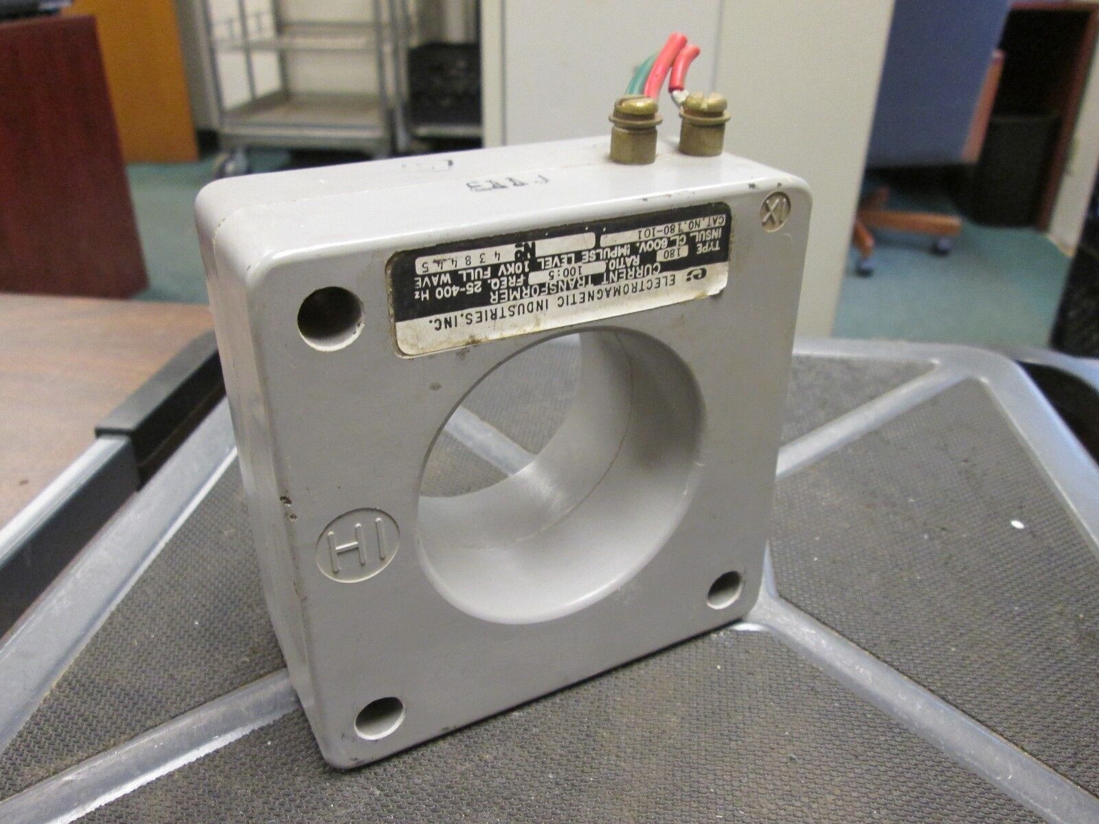 Electromagnetic Industries Current Transformer 180-101 Ratio 100:5A BIL 10KV