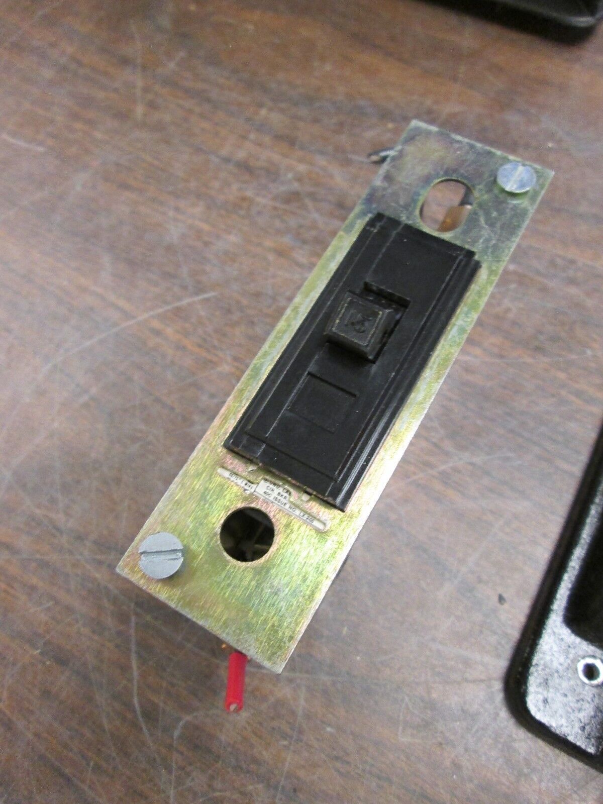 Westinghouse Quicklag-C Circuit Breaker 15A 1P w/ Reset Switch Used