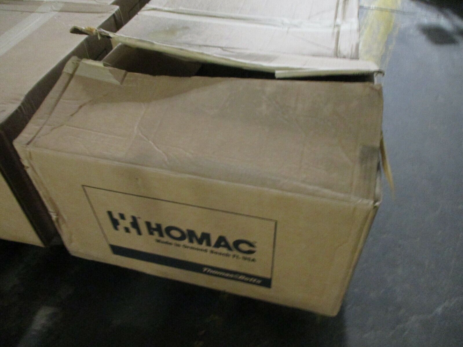 Thomas & Betts Blackburn Aluminum Bolted Substation Tee ABT-P-L2-15 *Box of 2*