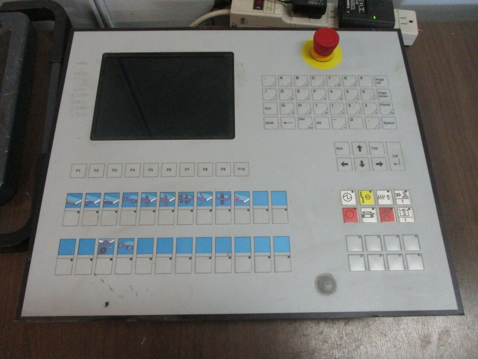 Pro-Face HMI Panel FPRO0177.00 Used
