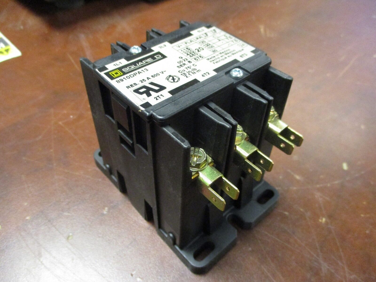 Square D Contactor 8910DPA13 277V Coil 20A 600V Used