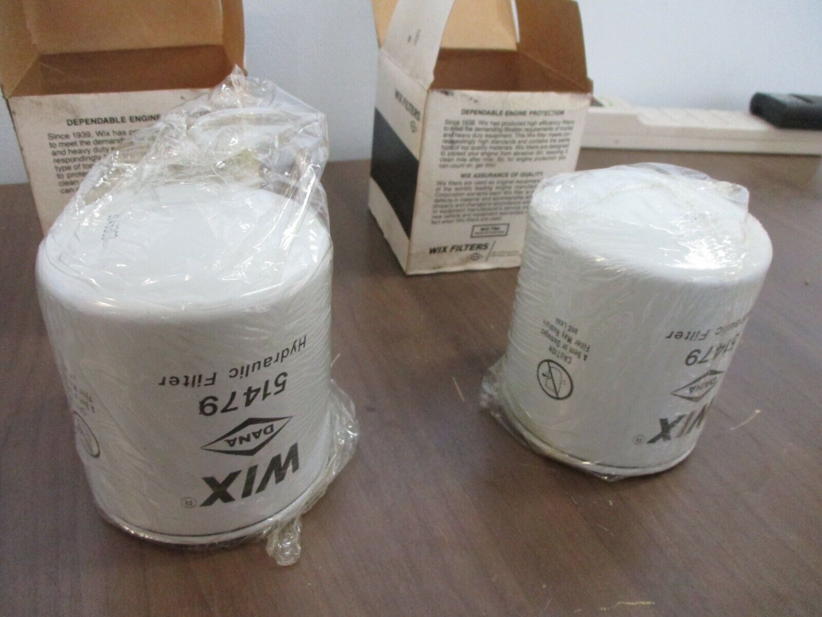 Wix Oil Filter 51479 *Lot of 2* New Surplus