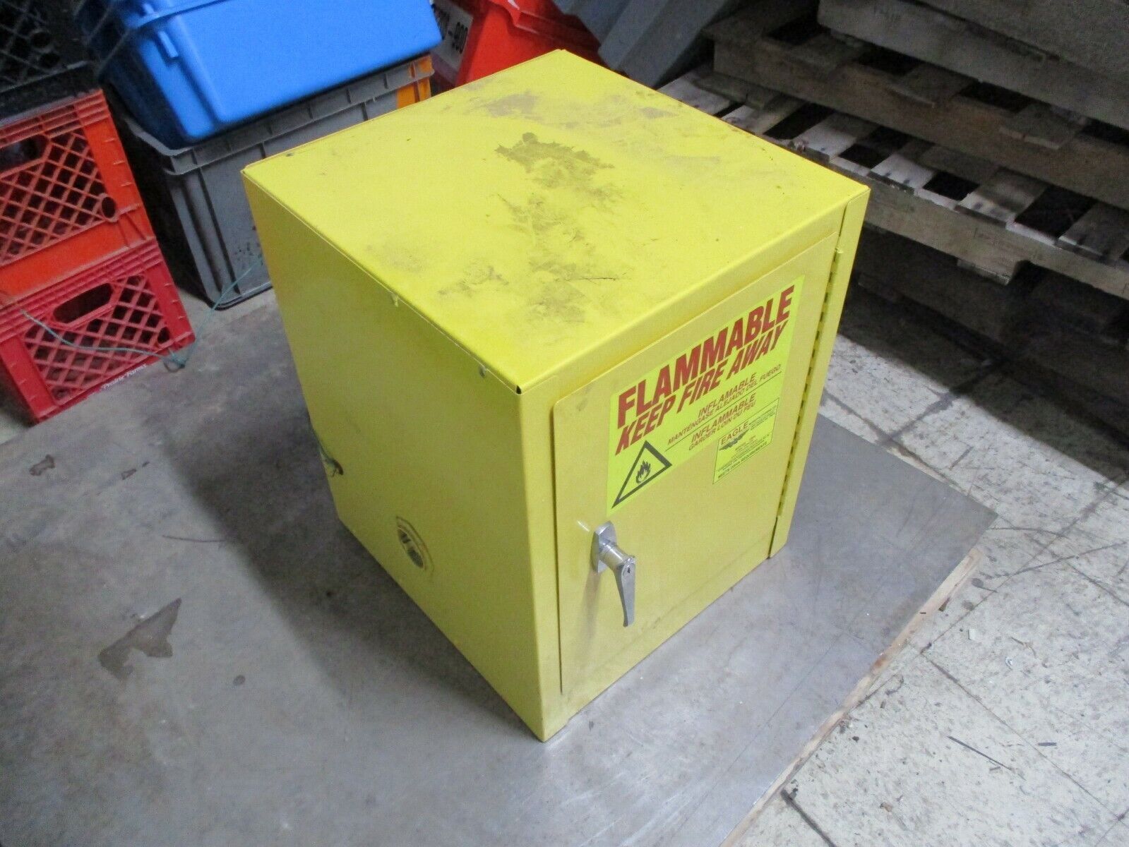 Eagle Manufacturing Safety Storage Cabinet 1904 4 Gal. Capacity Used
