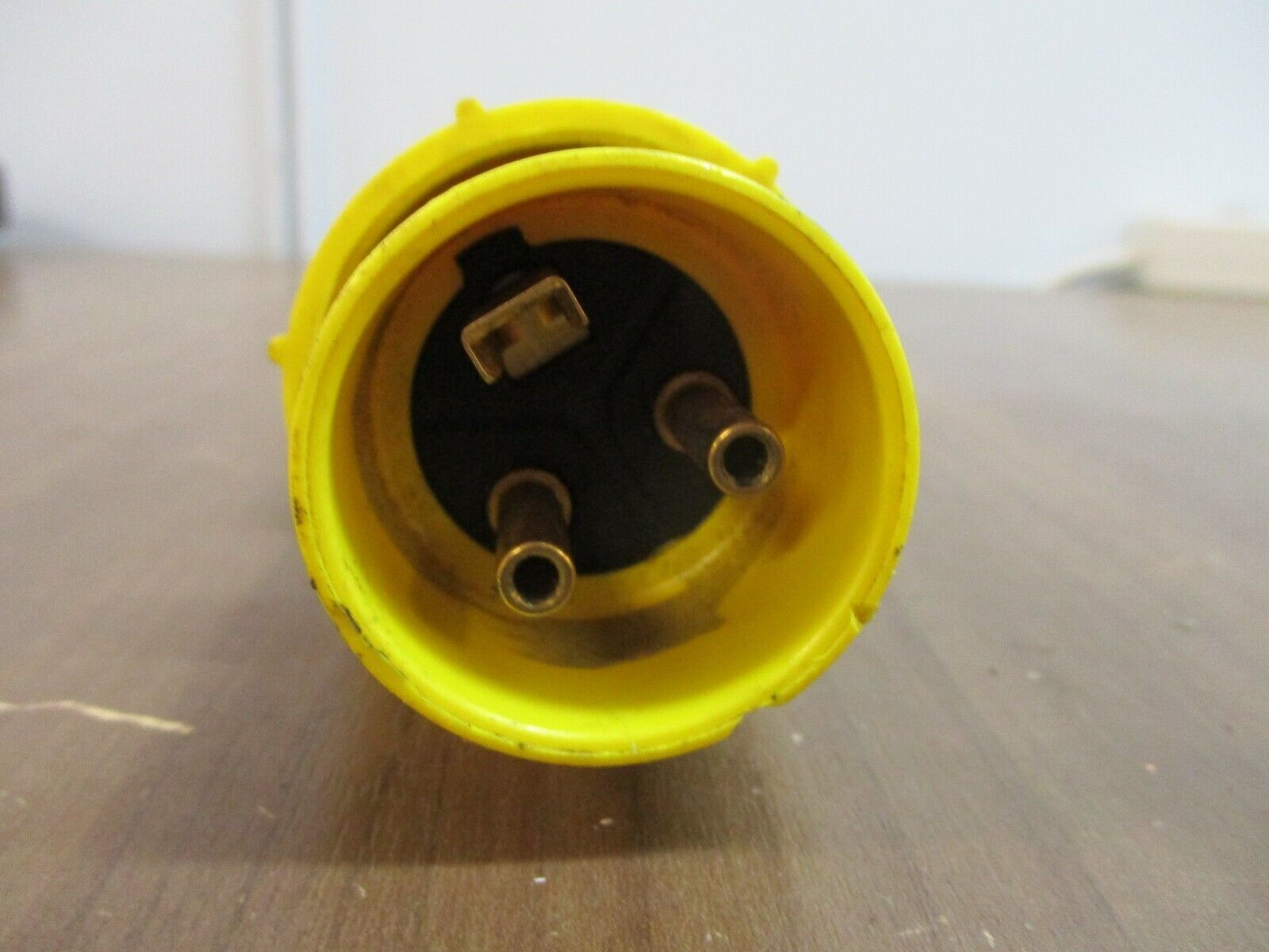 Thomas & Betts Russellstoll Plug 9P23U1 20A 125V Used