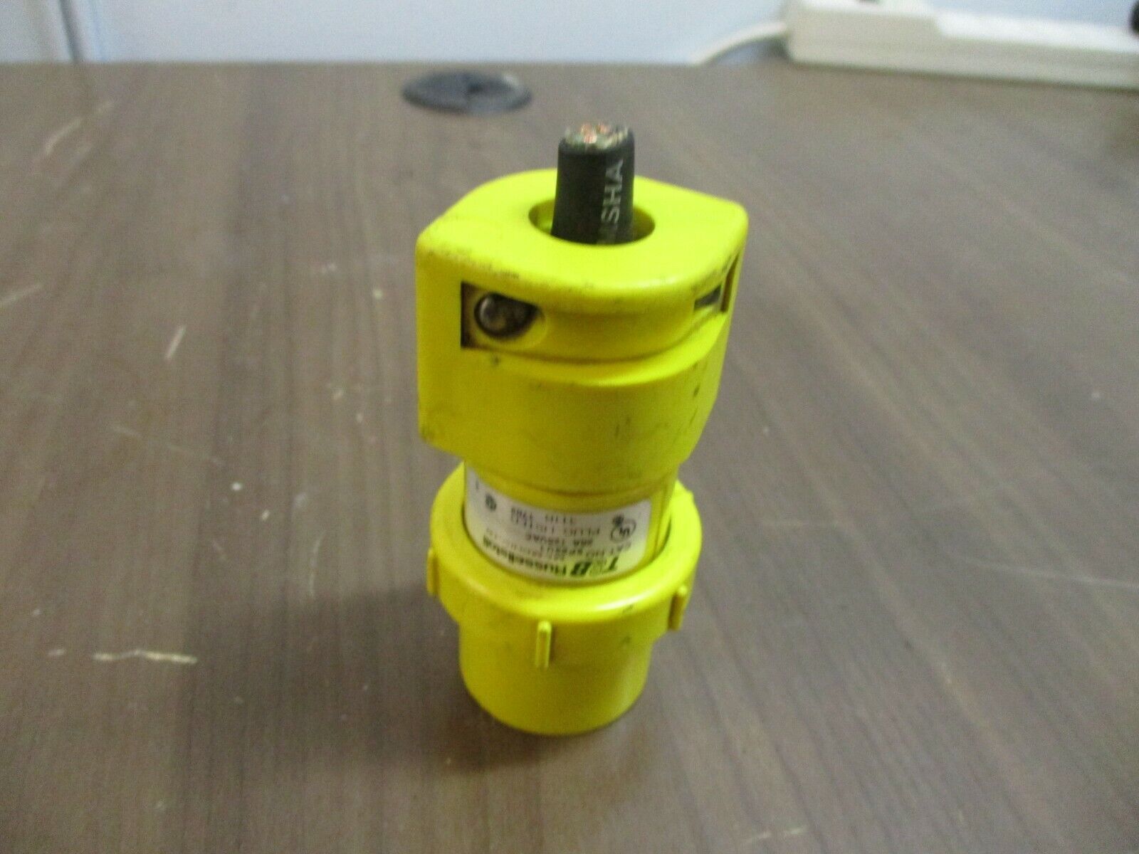 Thomas & Betts Russellstoll Plug 9P23U1 20A 125V Used