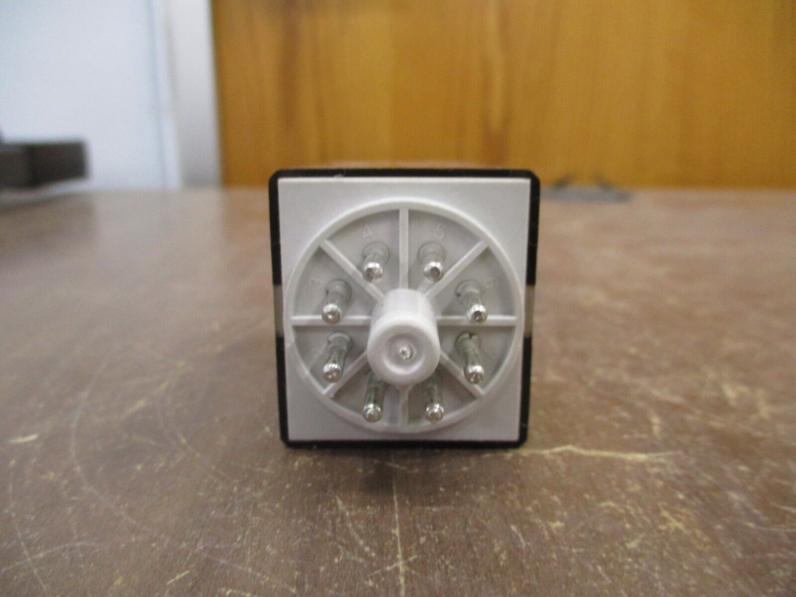 Allen-Bradley Relay 700-HA32A1-3-4 Ser. D 120V Coil Used