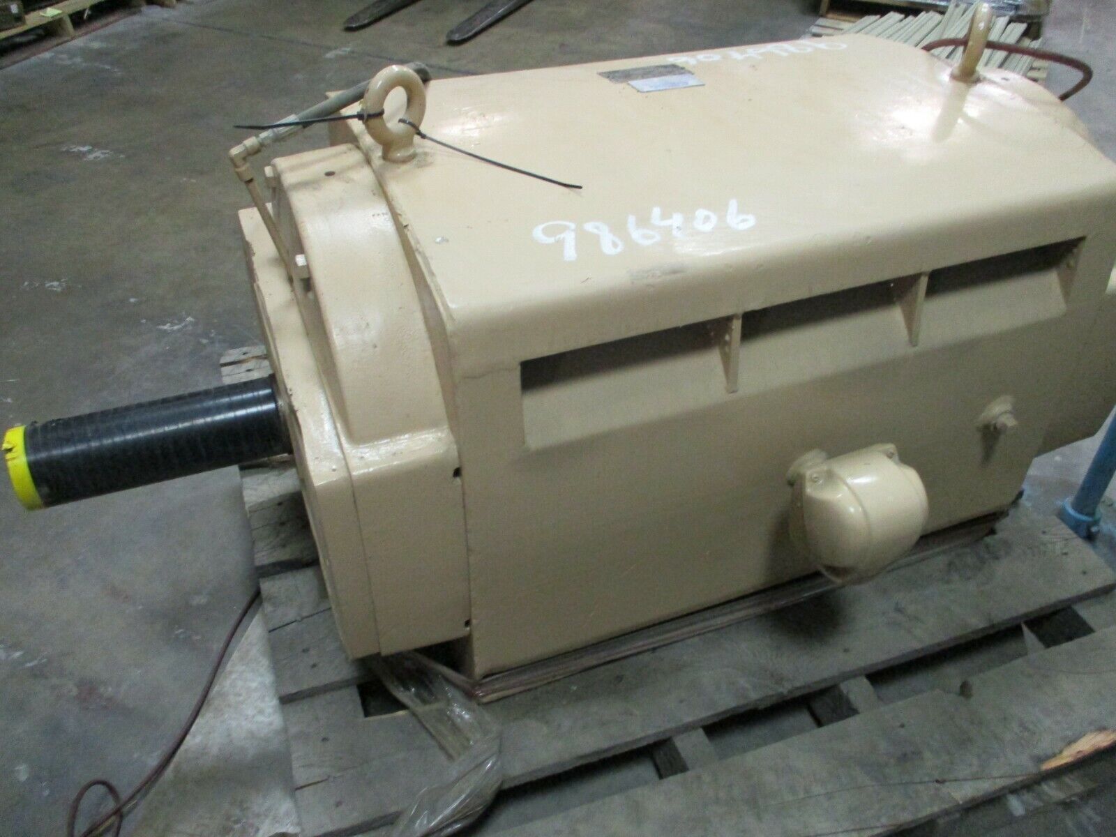 US Motors AC Motor 300HP 1800RPM 4000V 5009 Frame 3Ph 60Hz Used