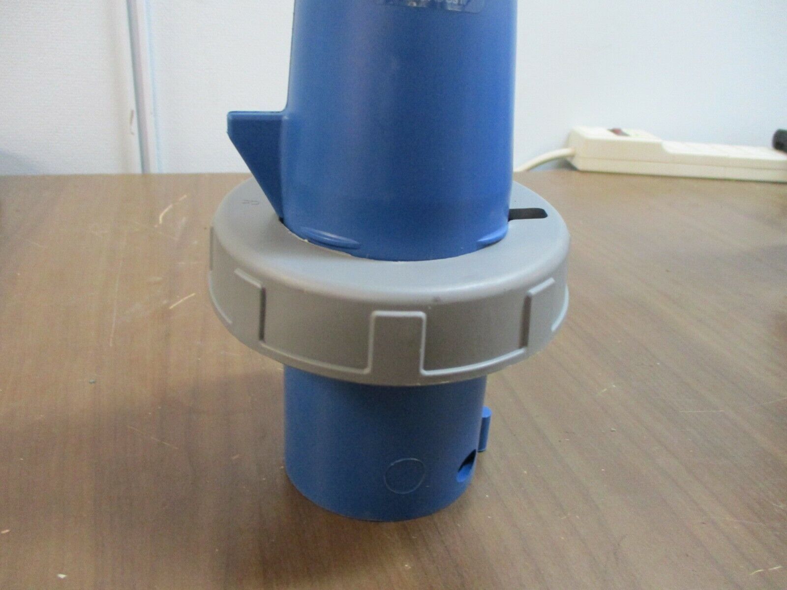 Hubbell Plug 363P6W 63A 220V 2P+G Used