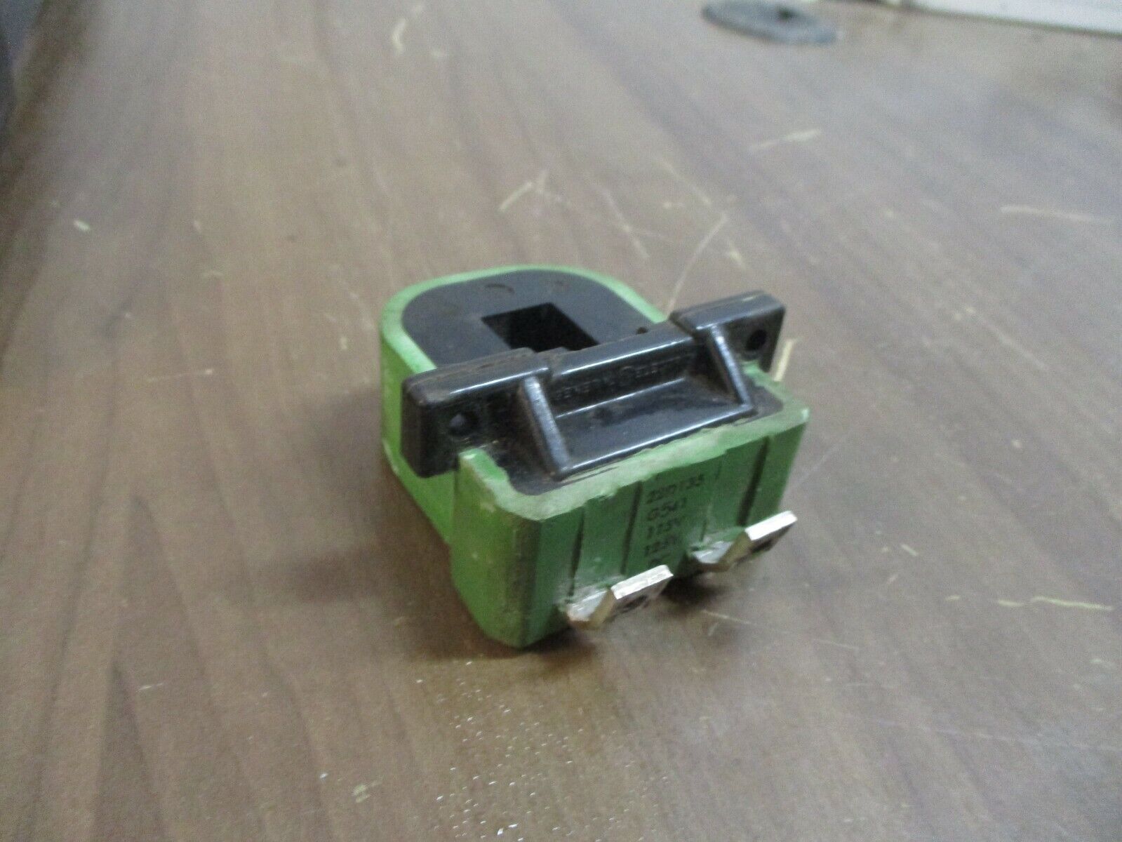 GE Magnetic Coil 22D135 115/125VDC Used