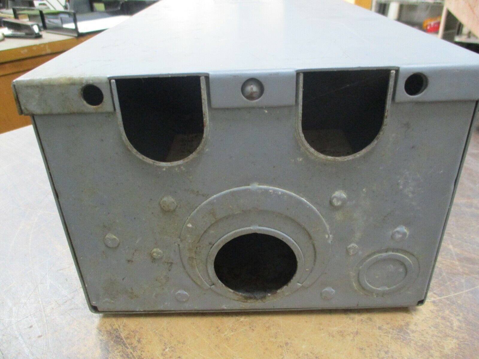 Square D 3R Servicepak Power Outlet PAK-1004C Ser E2 100A Main 120/240V 1Ph Used