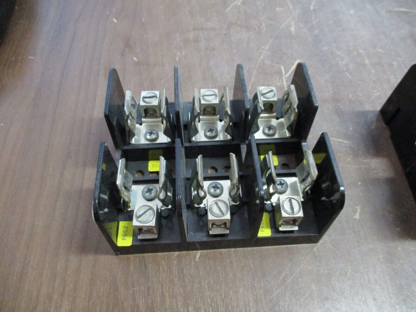 Gould Shawmut Fuse Block 60608J 60A 600V 3P *Lot of 2* *Missing (1) Lug* Used