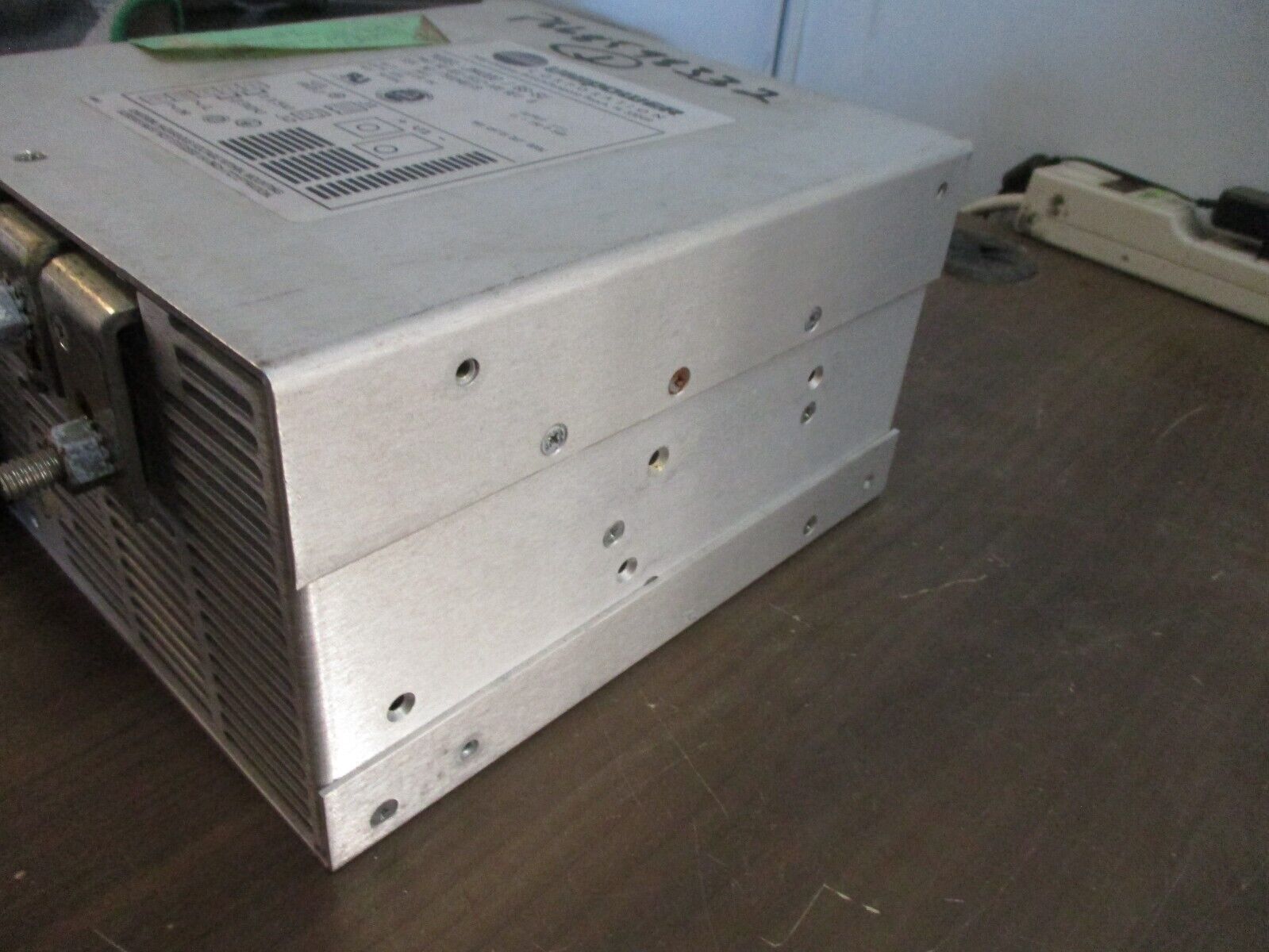 Unipower JM4000/8S-5U Power Supply 001-1612-100 Rev. B 800W Output: V1=15V @ 54A