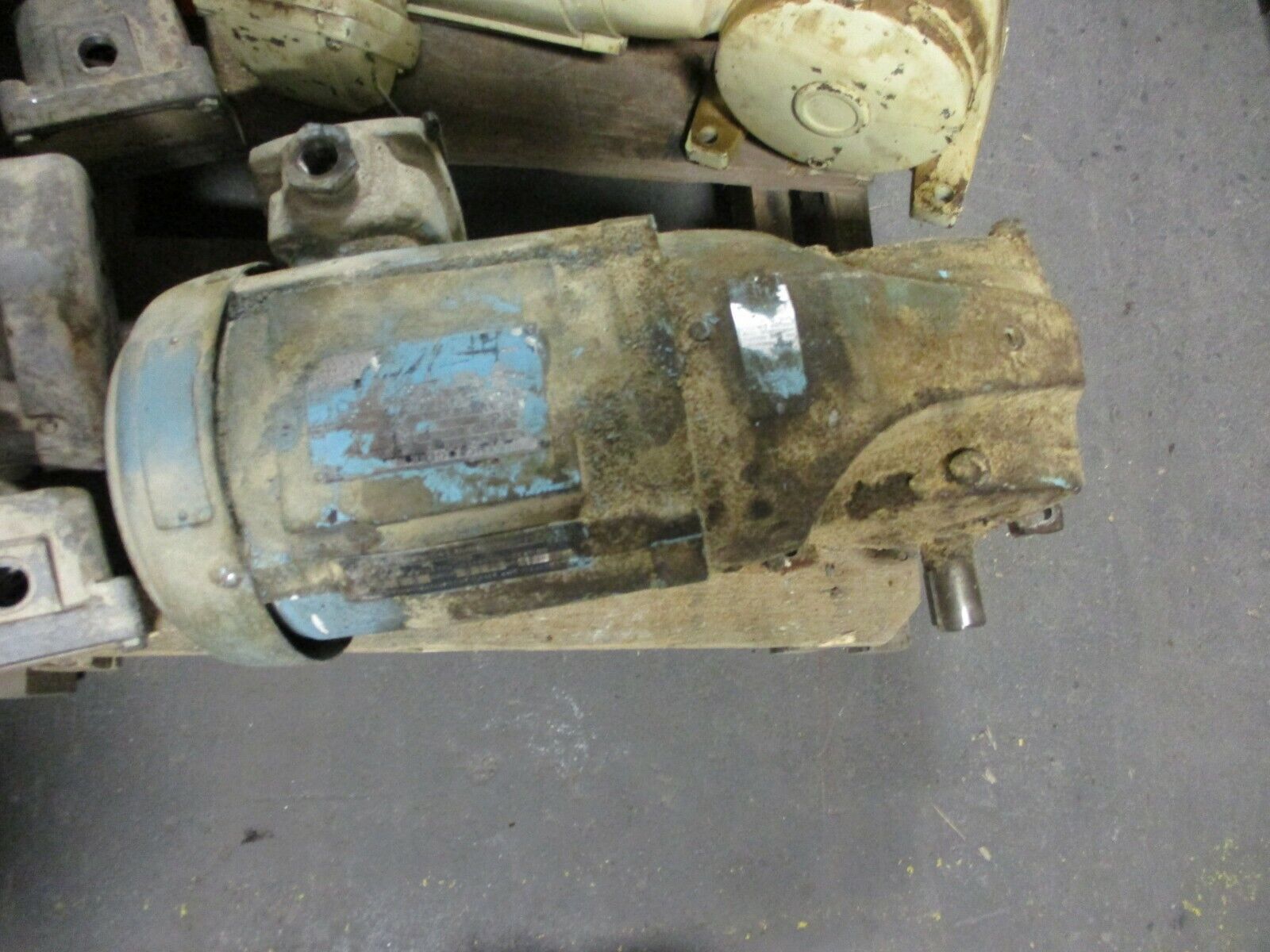 US Motors Syncrogear Module Ratio: 14:1 1.5HP Input 230/460V Used