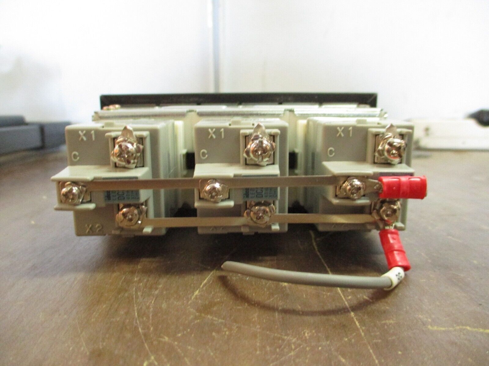 Idec Annunciator SLC40N-0103-DHT2FB NKCR2 Circuit Breaker Open Used