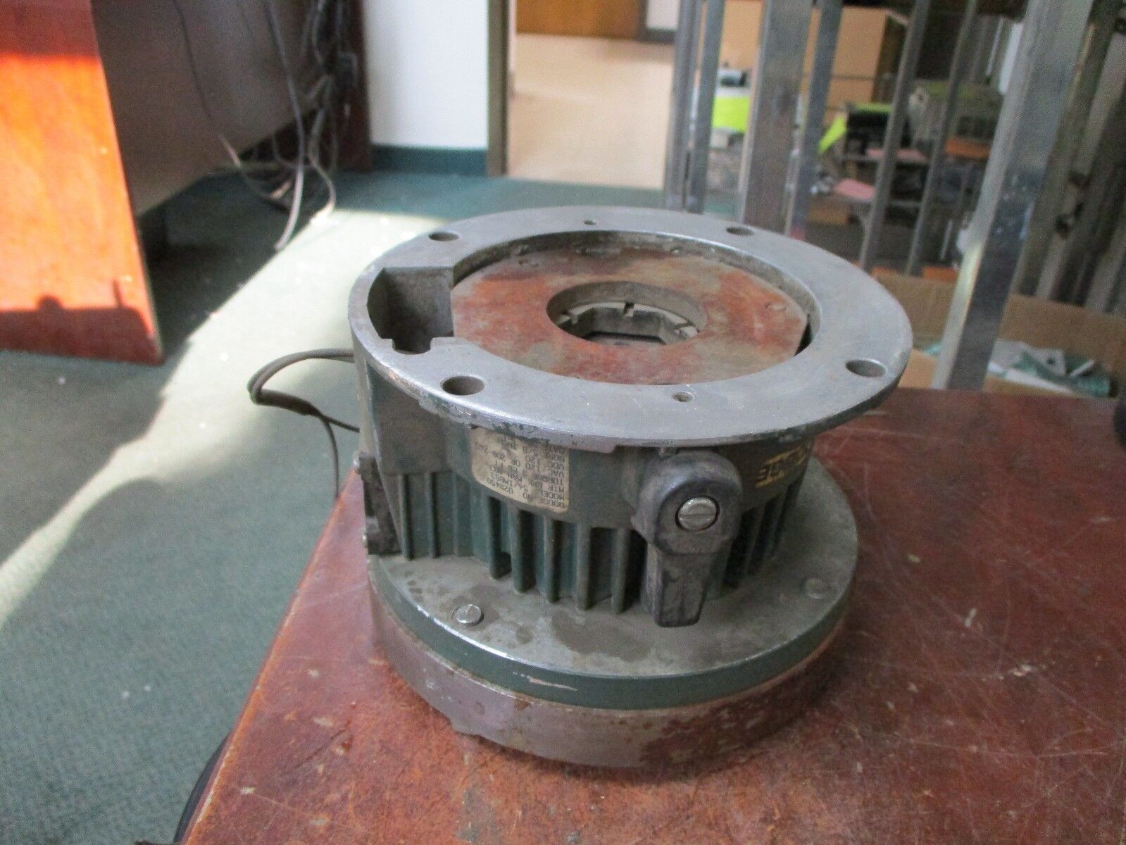 Dodge Motor Brake 56/IMBS3 3ft/Lb Torque 120VAC/VDC 208-240VAC 5/8" Bore Used