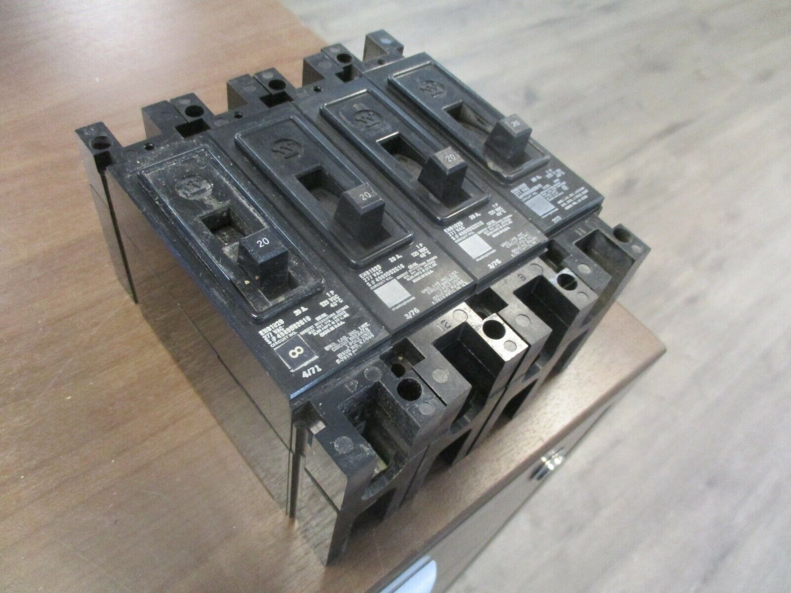Westinghouse Circuit Breaker EHB1020 20A 277V 1P *Lot of 4* Used