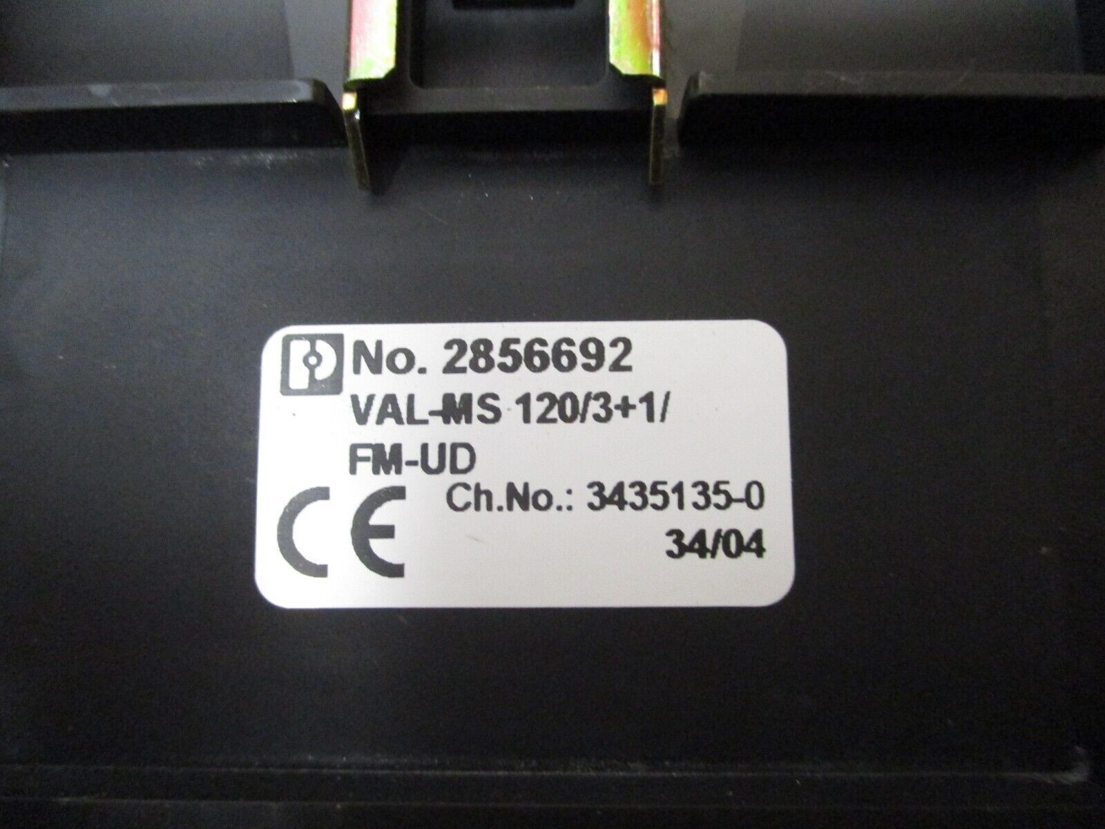 Phoenix Contact Surge Arrester Base VAL-MS 120/3+1/FM-UD Used