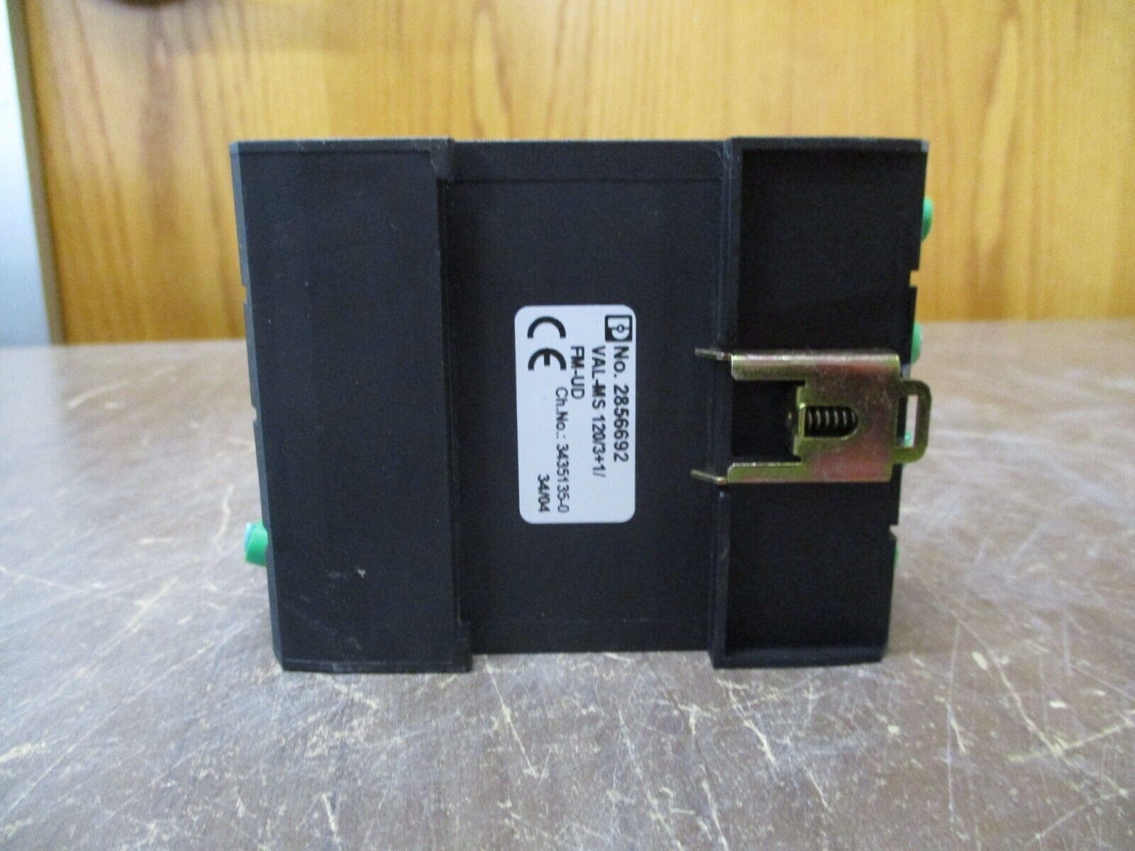 Phoenix Contact Surge Arrester Base VAL-MS 120/3+1/FM-UD Used