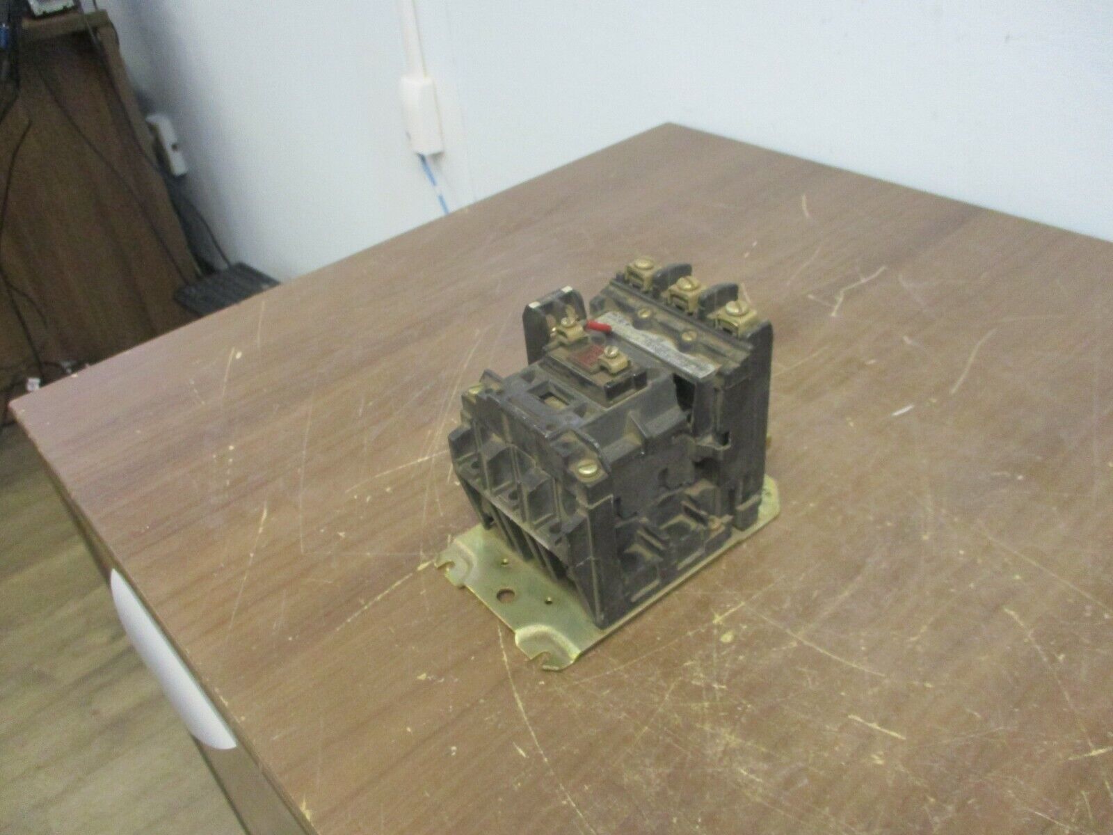 Allen-Bradley Size 0 Contactor 500-AOD930 Ser. A 115-120V Coil Used