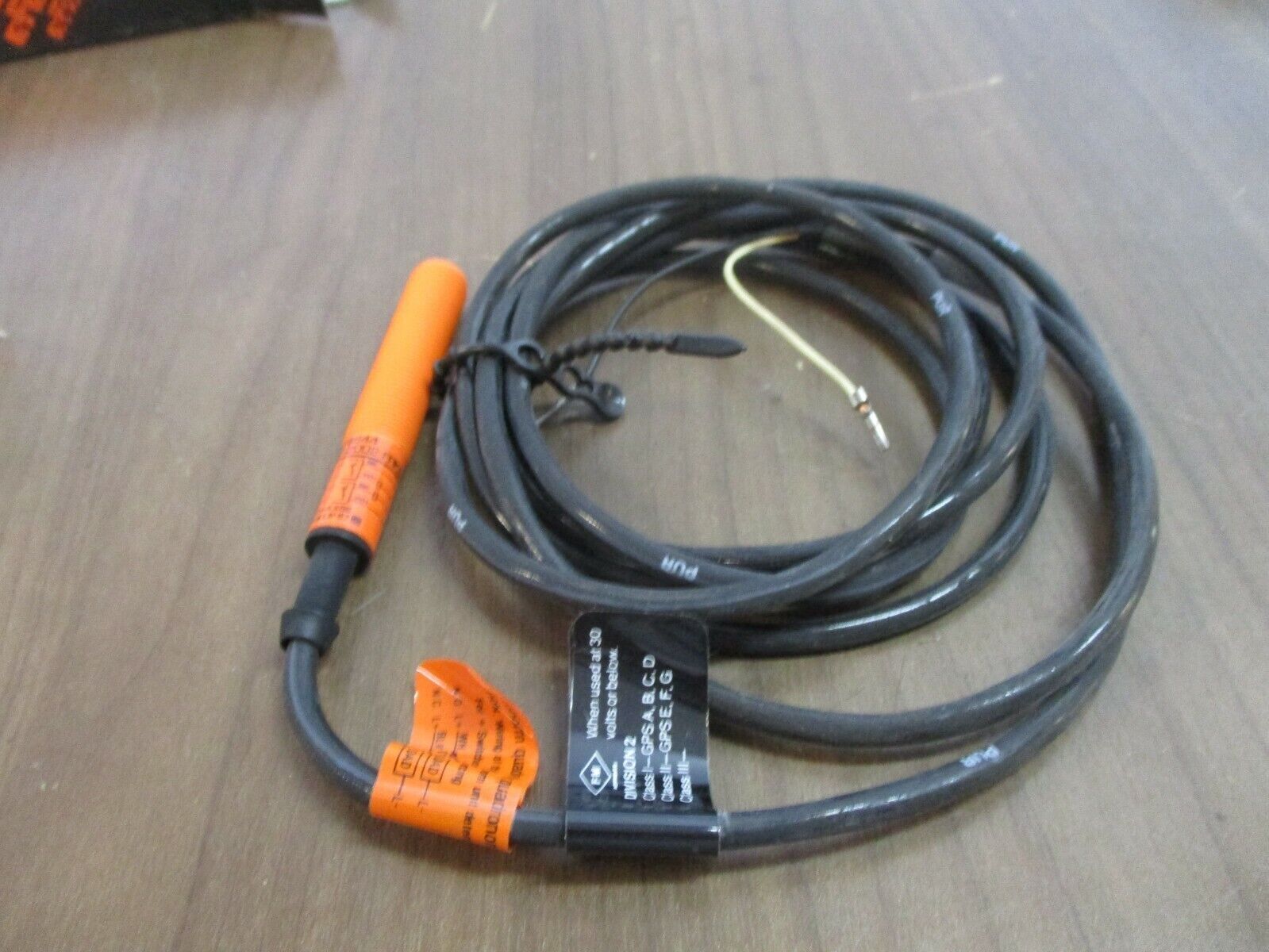 IFM Efector Inductive Sensor IF-2002-FRKG/IF5644 10-55VDC 400mA New Surplus