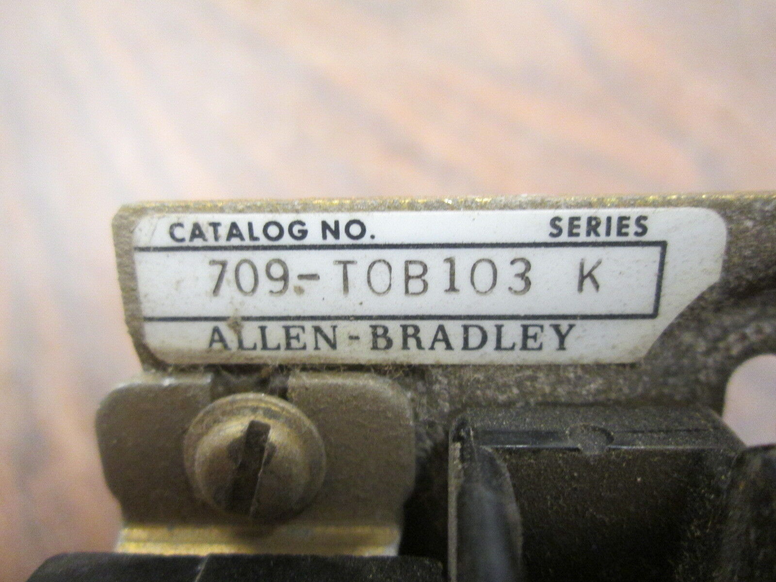 Allen-Bradley Size 00 Starter 709-T0B103 480V Coil Used