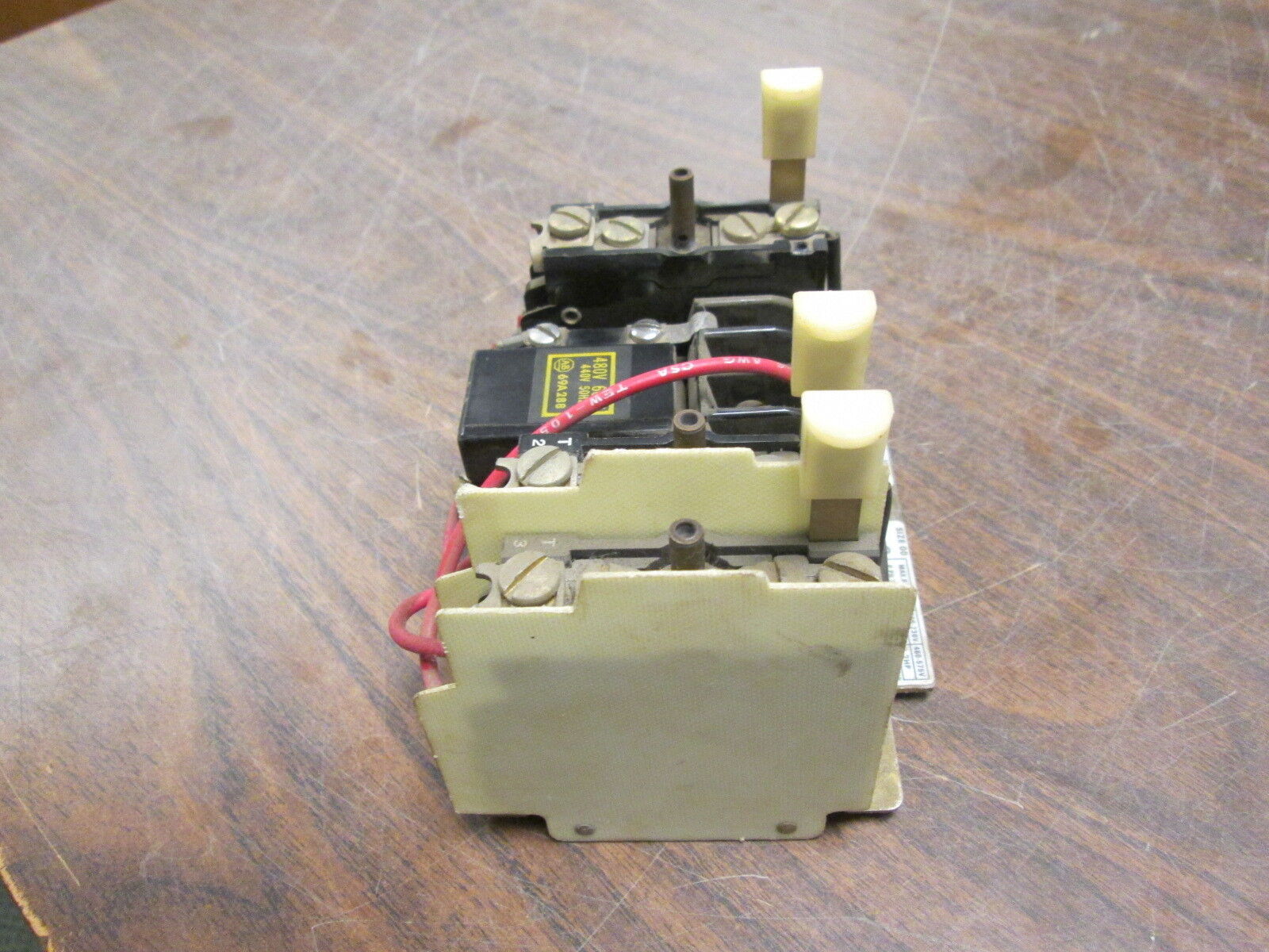 Allen-Bradley Size 00 Starter 709-T0B103 480V Coil Used