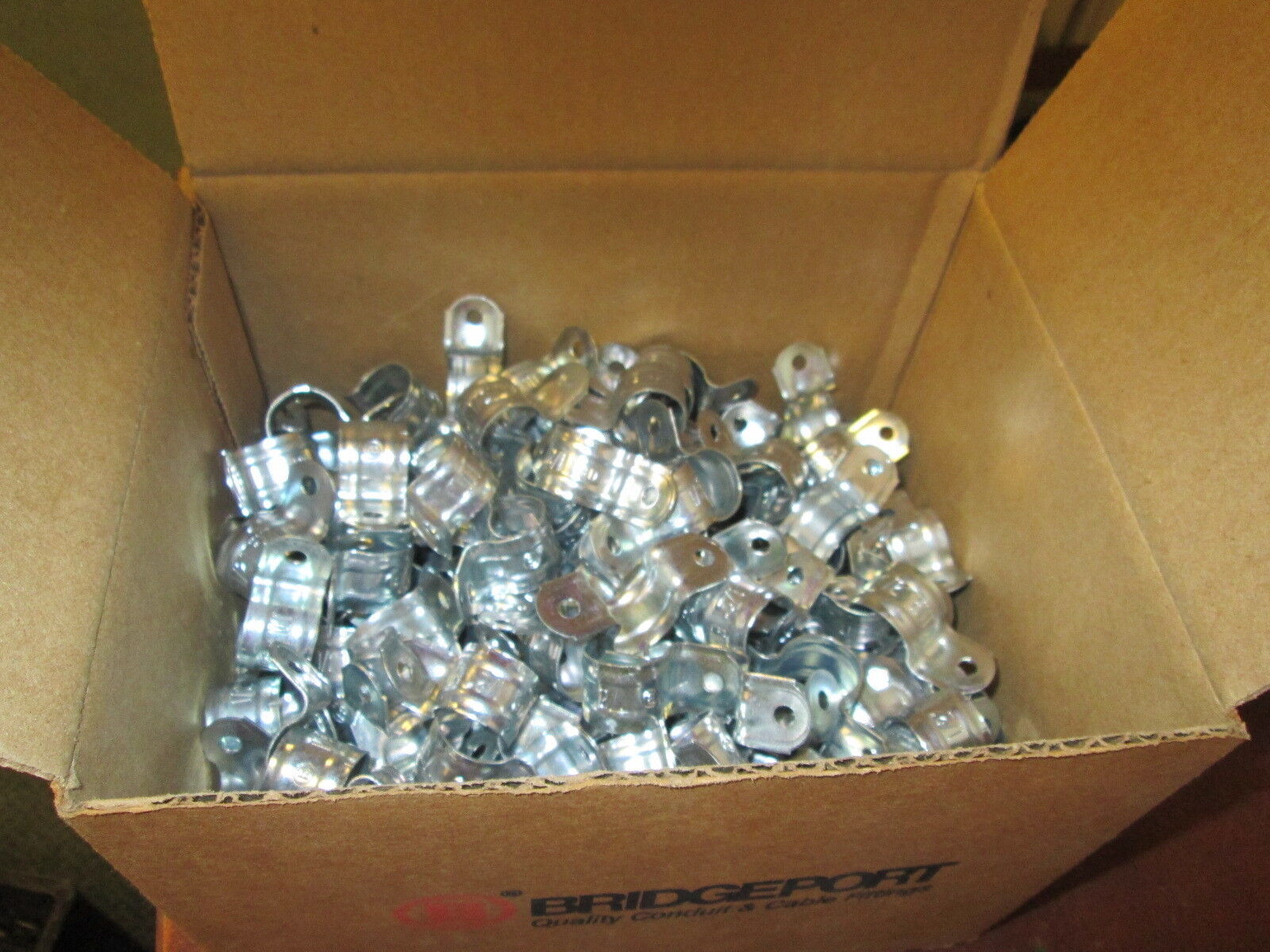 Bridgeport Pipe Step 1920 Size: 1/2" Two-Hole for EMT Conduit "Approx. 250"