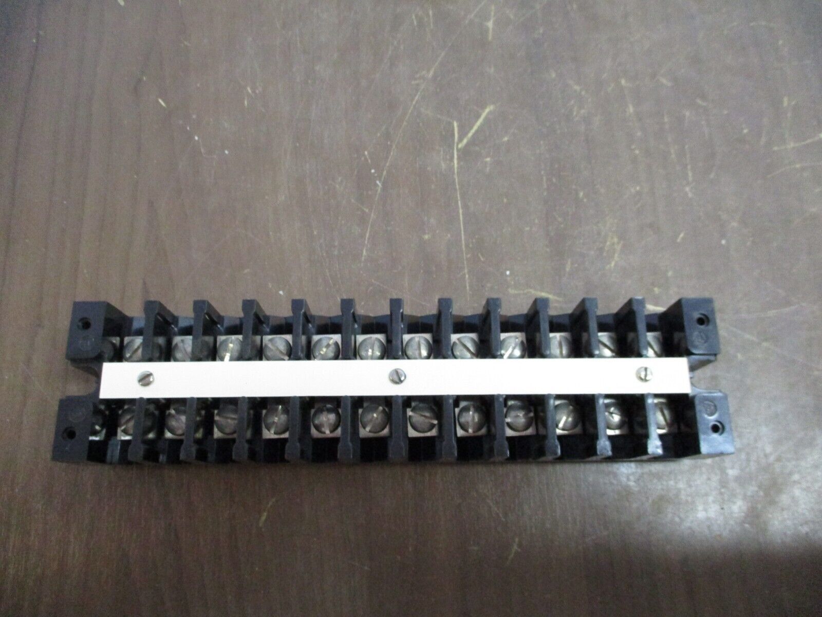 Buchanan Heavy Duty One Piece Terminal Block B112 12-Circuit New Surplus