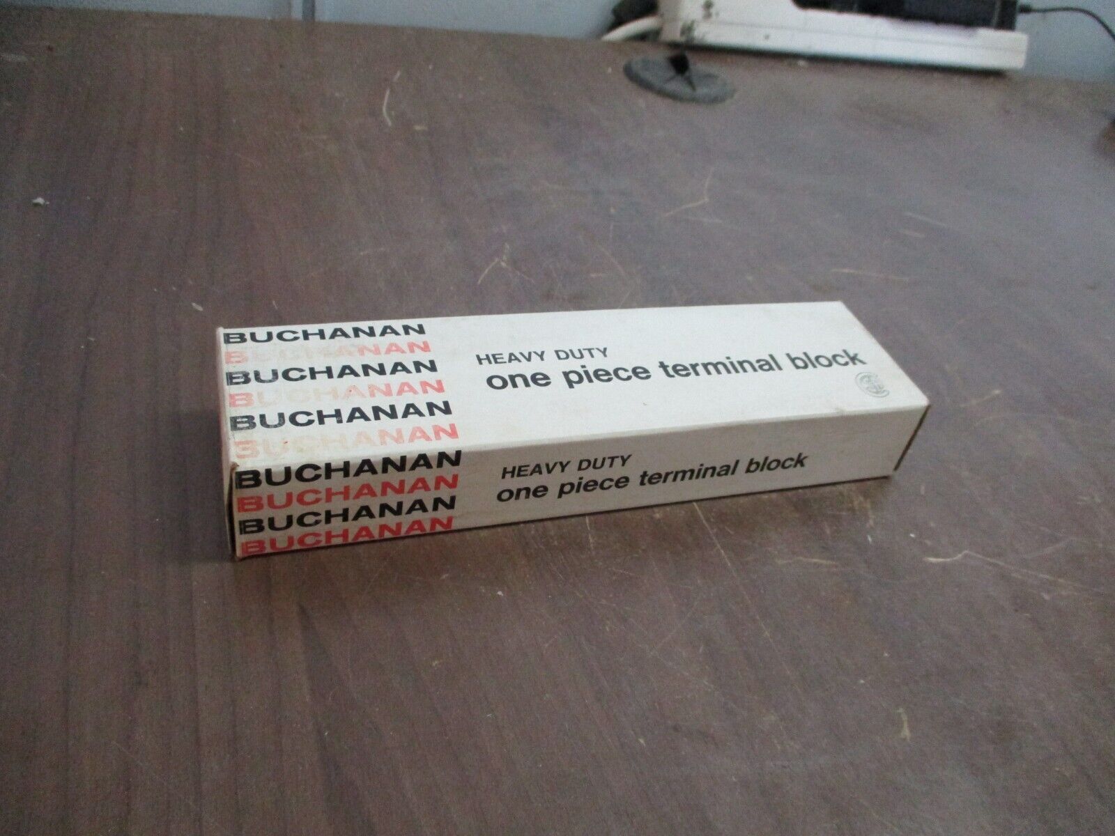Buchanan Heavy Duty One Piece Terminal Block B112 12-Circuit New Surplus