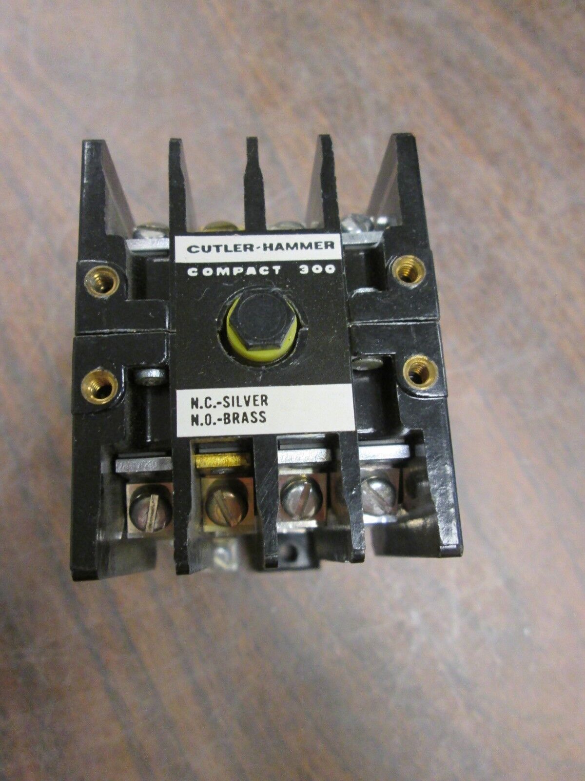 Cutler-Hammer Relay No. 911 9575H2268C 115/120V Coil 6A 300V Used