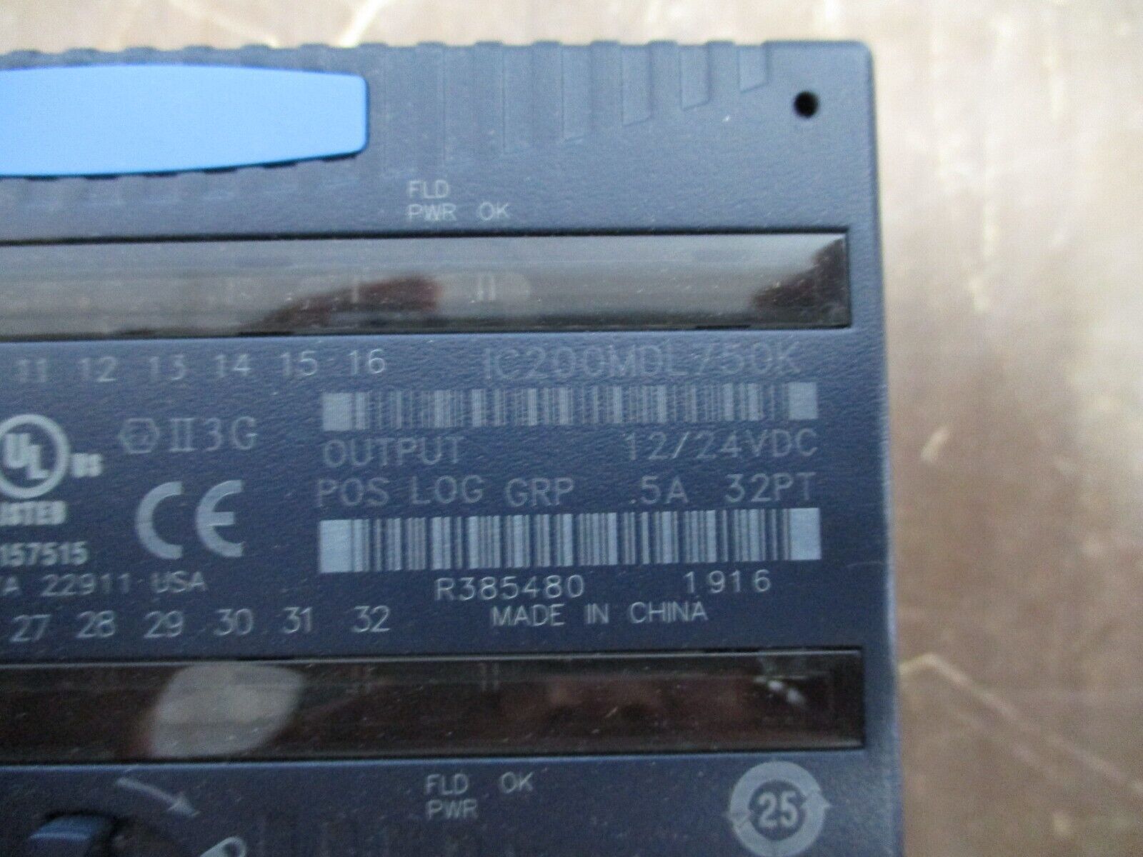 GE VersaMax Discrete Output Positive Logic Module IC200MDL750K 12/24VDC 32PT