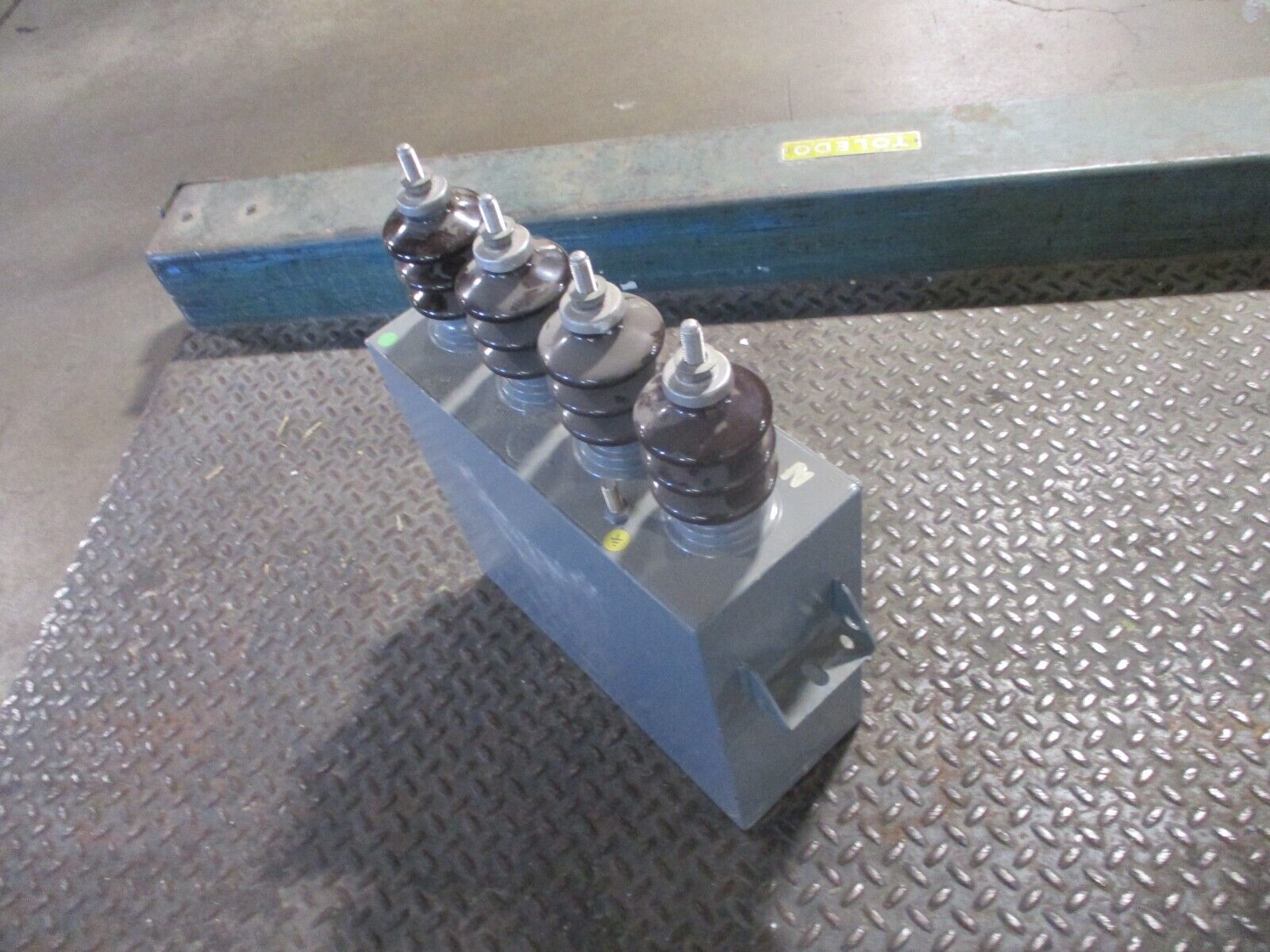 Ducati Capacitor 415547100 200 KVAR 7.2 KV 60HZ Used