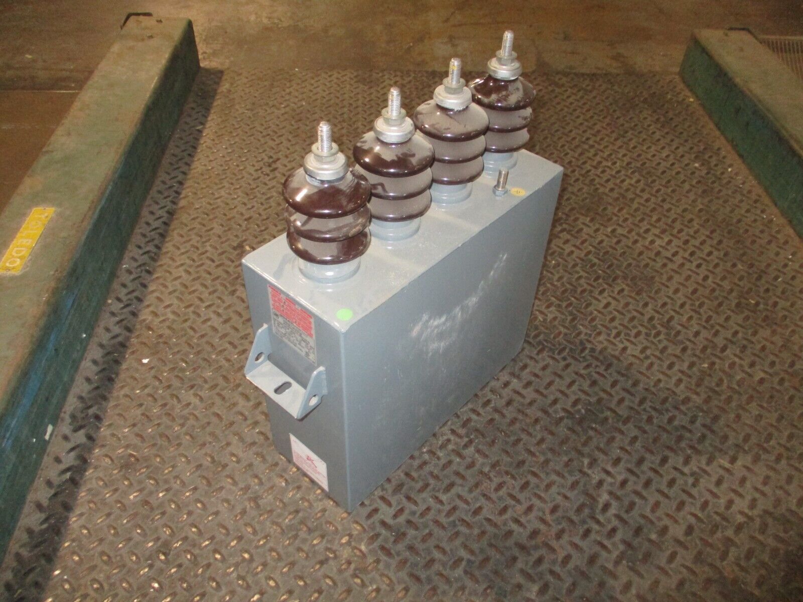 Ducati Capacitor 415547100 200 KVAR 7.2 KV 60HZ Used