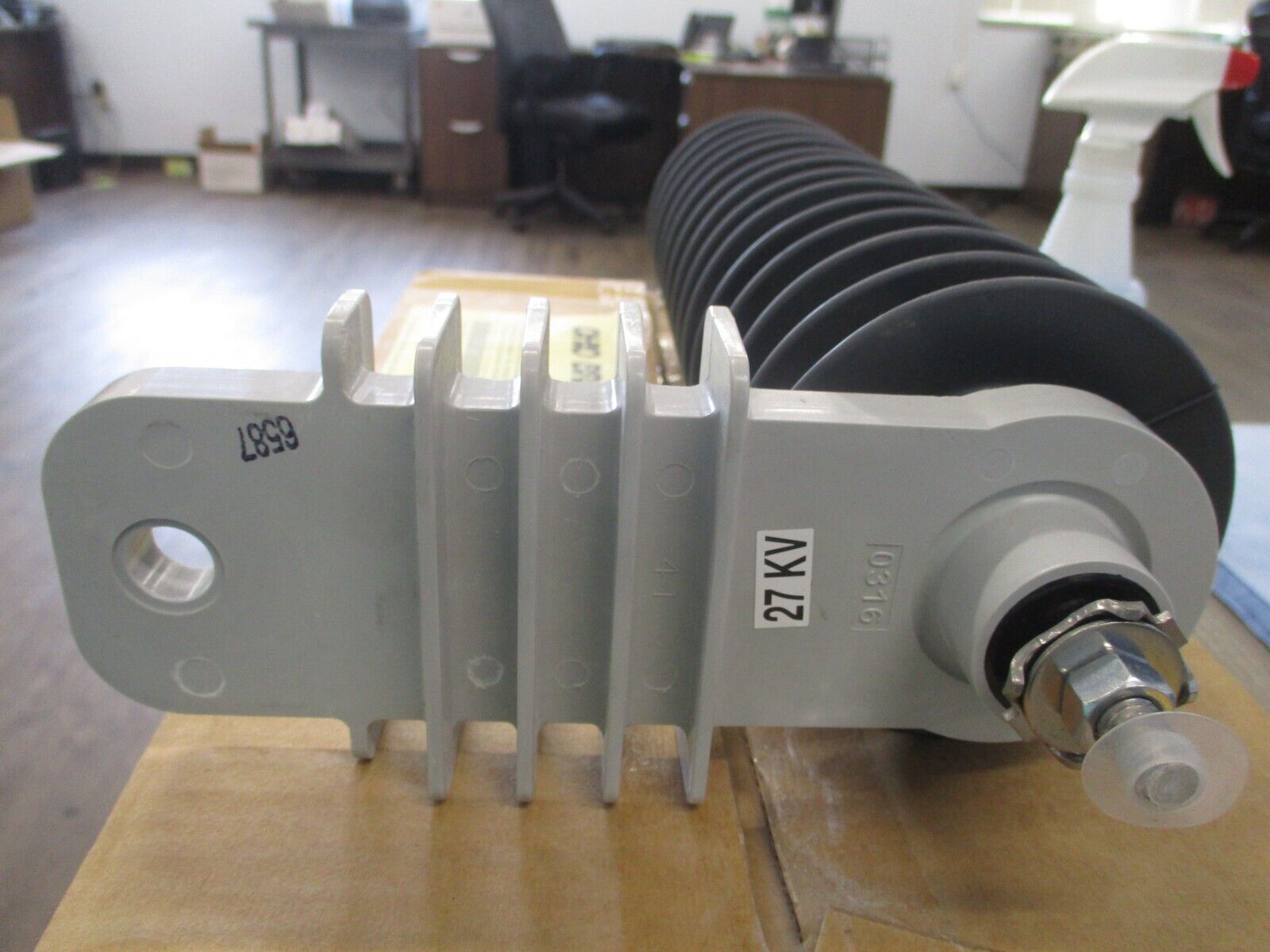 Hubbell Ohio Brass PDV100 HD Optima Dist Arrester 2137227214 27KV Duty Cycle