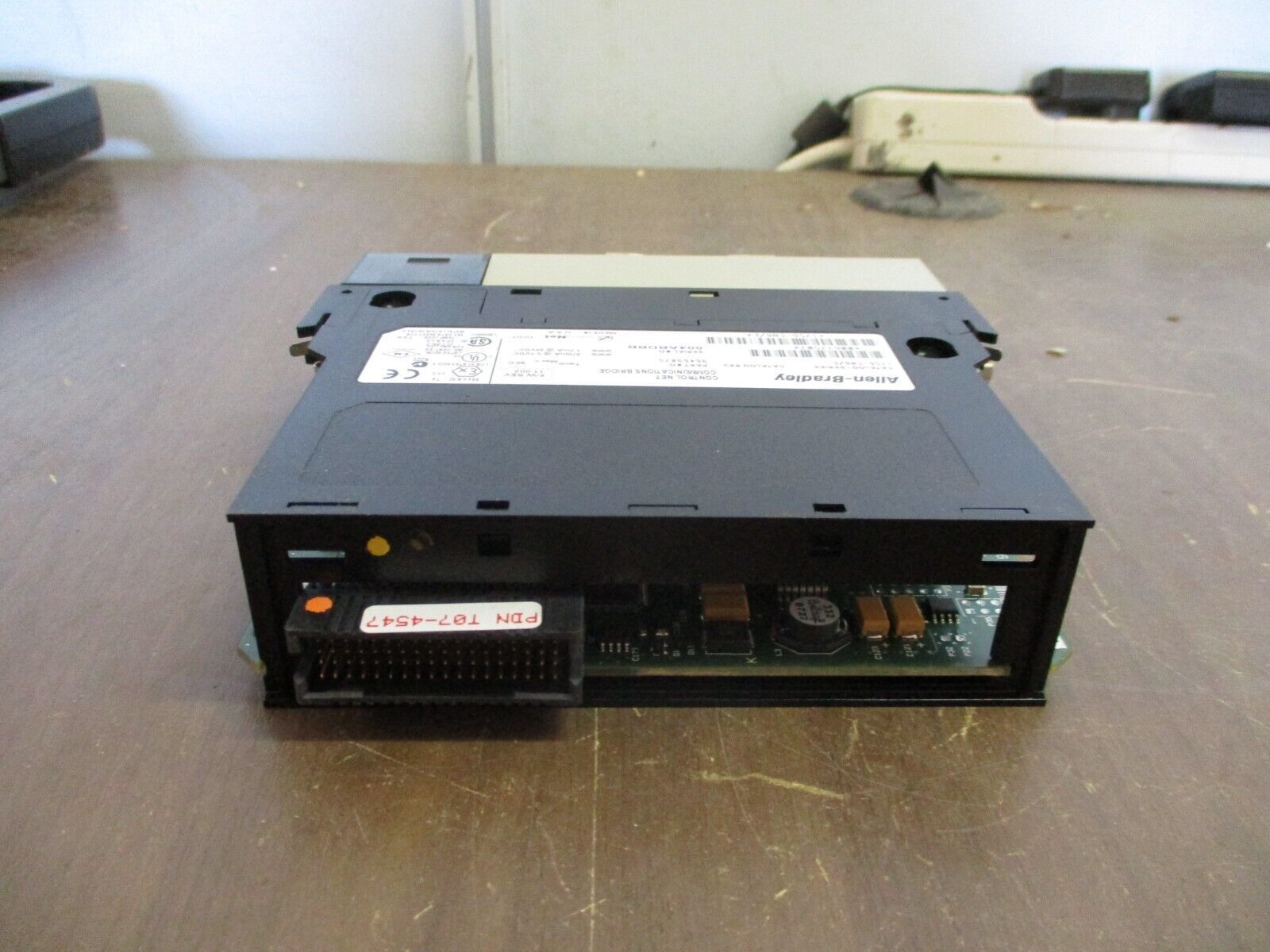 Allen-Bradley ControlNet Comm. Bridge Module 1756-CNB Ser. E F/W Rev. 11.002
