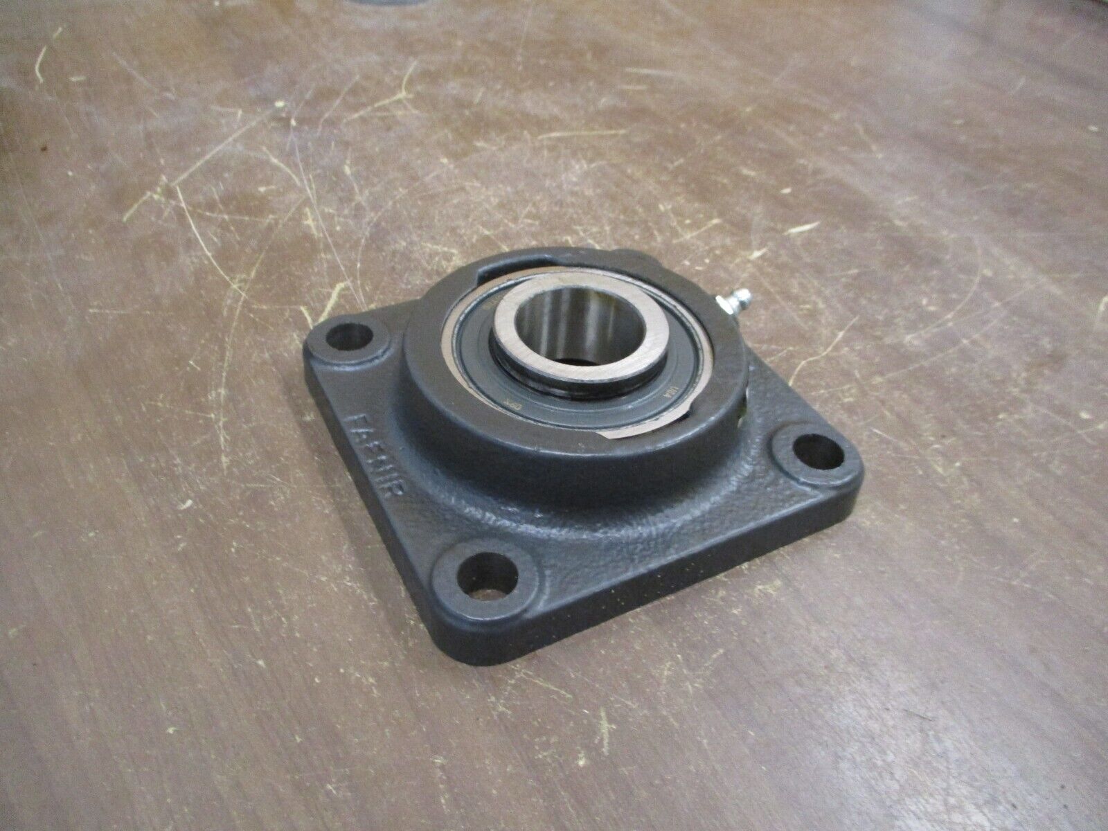 Fafnir Flange Bearing VCJ 1 1/4 Used
