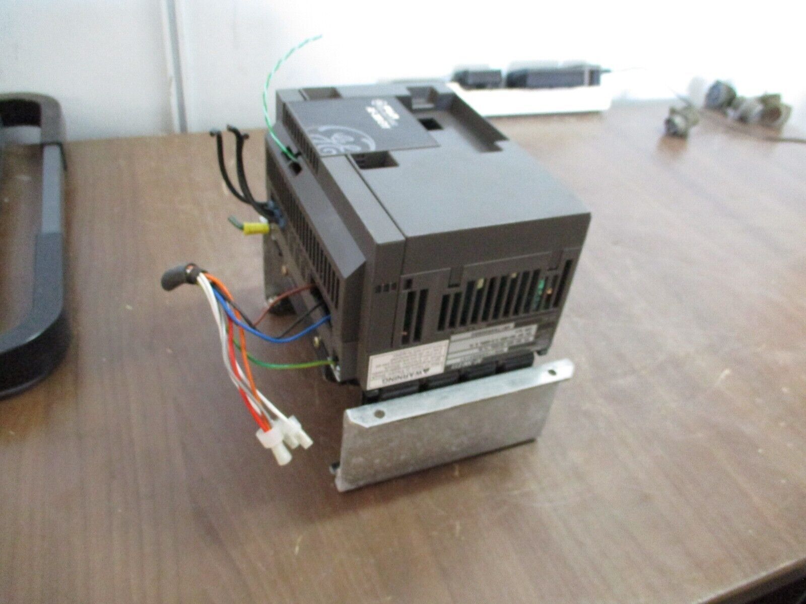 Fuji Electric AF-300 Ell AC Drive 6KE1143005X1A1 5HP 3Ph *No Keypad* Used