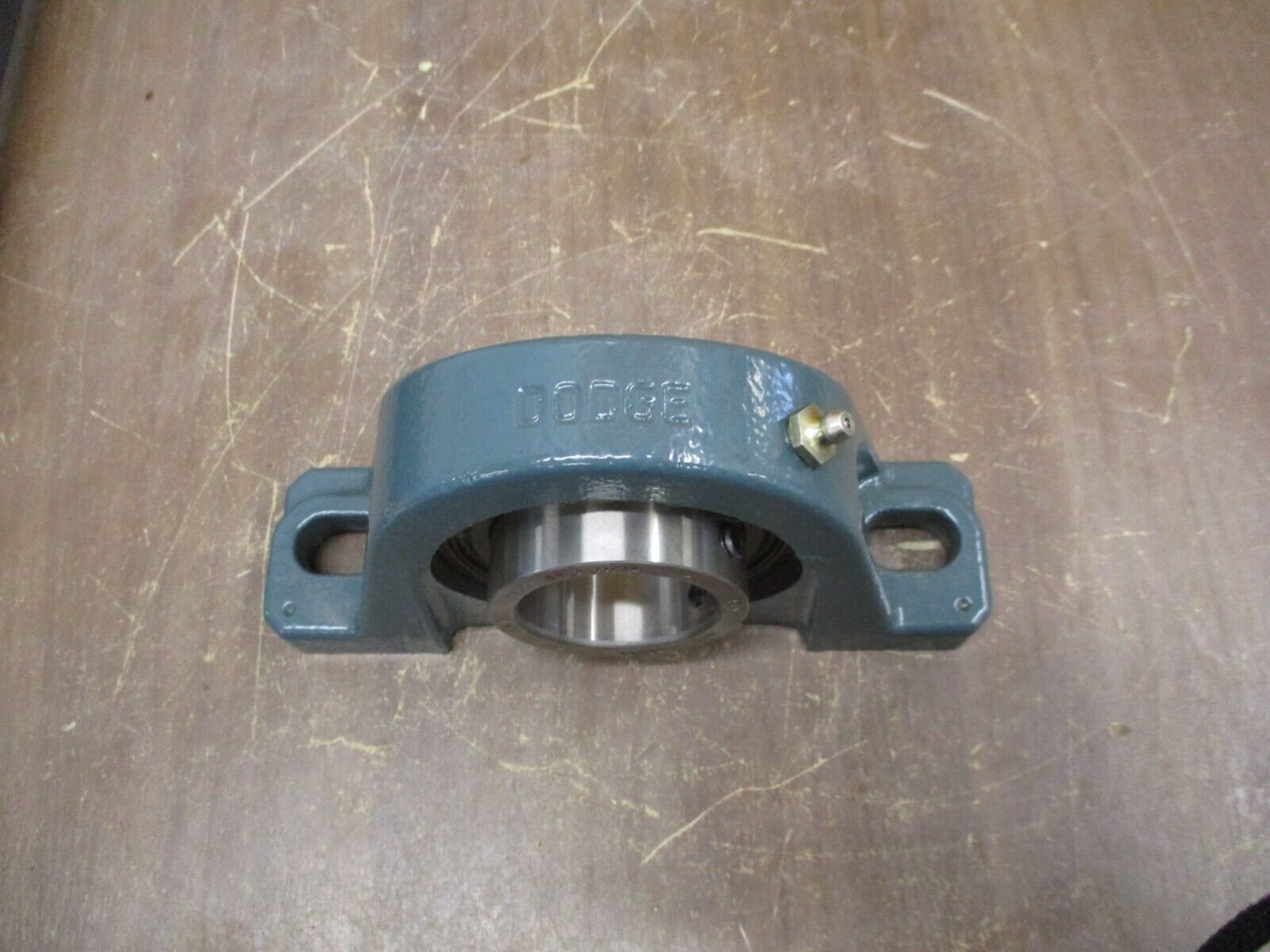 Dodge Pillow Block Bearing P2BSC111 1-11/16" New Surplus