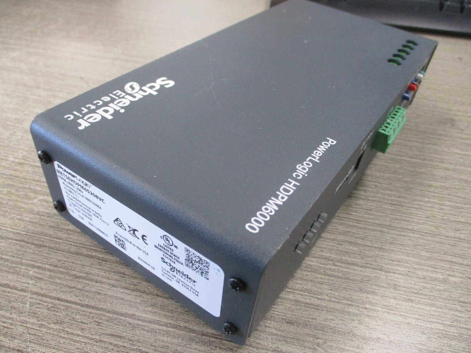 Schneider Electric PowerLogic HDPM6000 Base Unit METSEHDPM6S208VC 480V 6000A