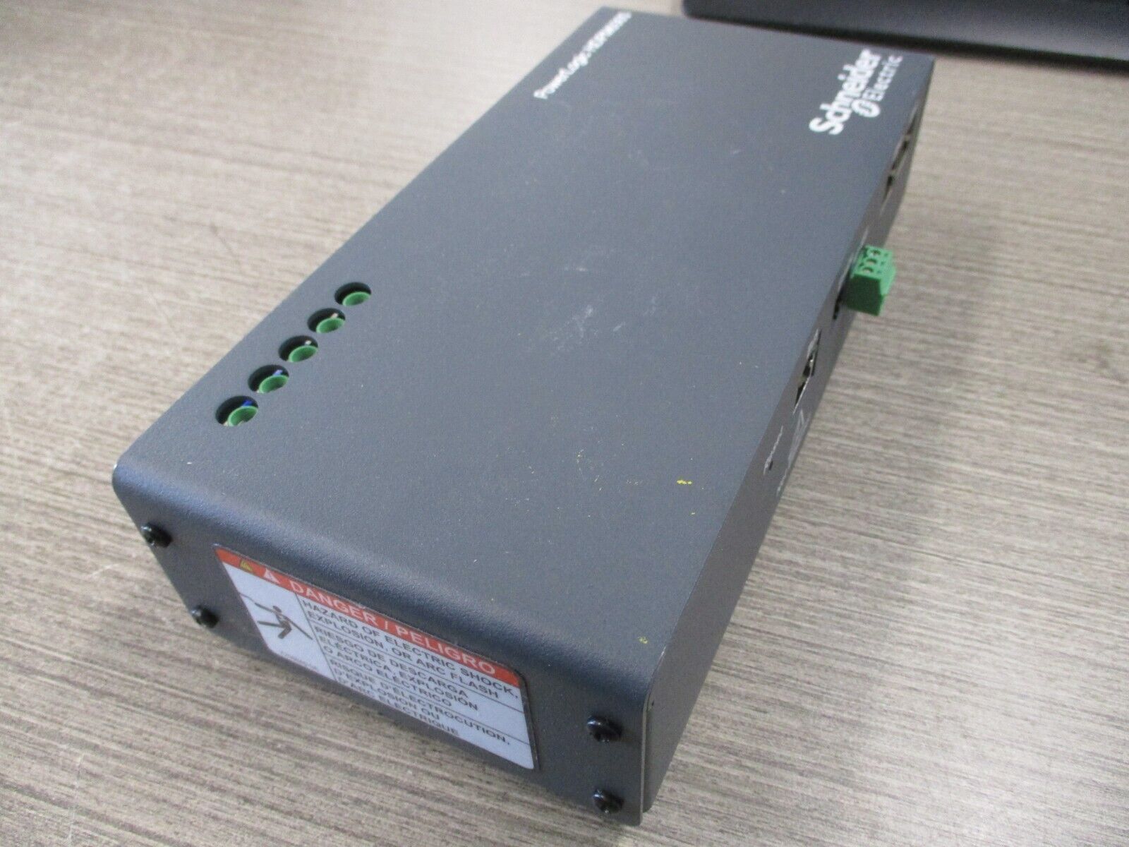 Schneider Electric PowerLogic HDPM6000 Base Unit METSEHDPM6S208VC 480V 6000A