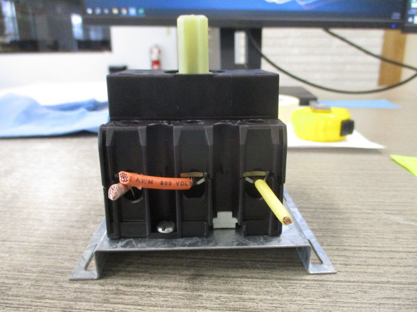 Klockner Moeller Disconnect Switch P3-63 60A 600V 3P *No Handle* Used