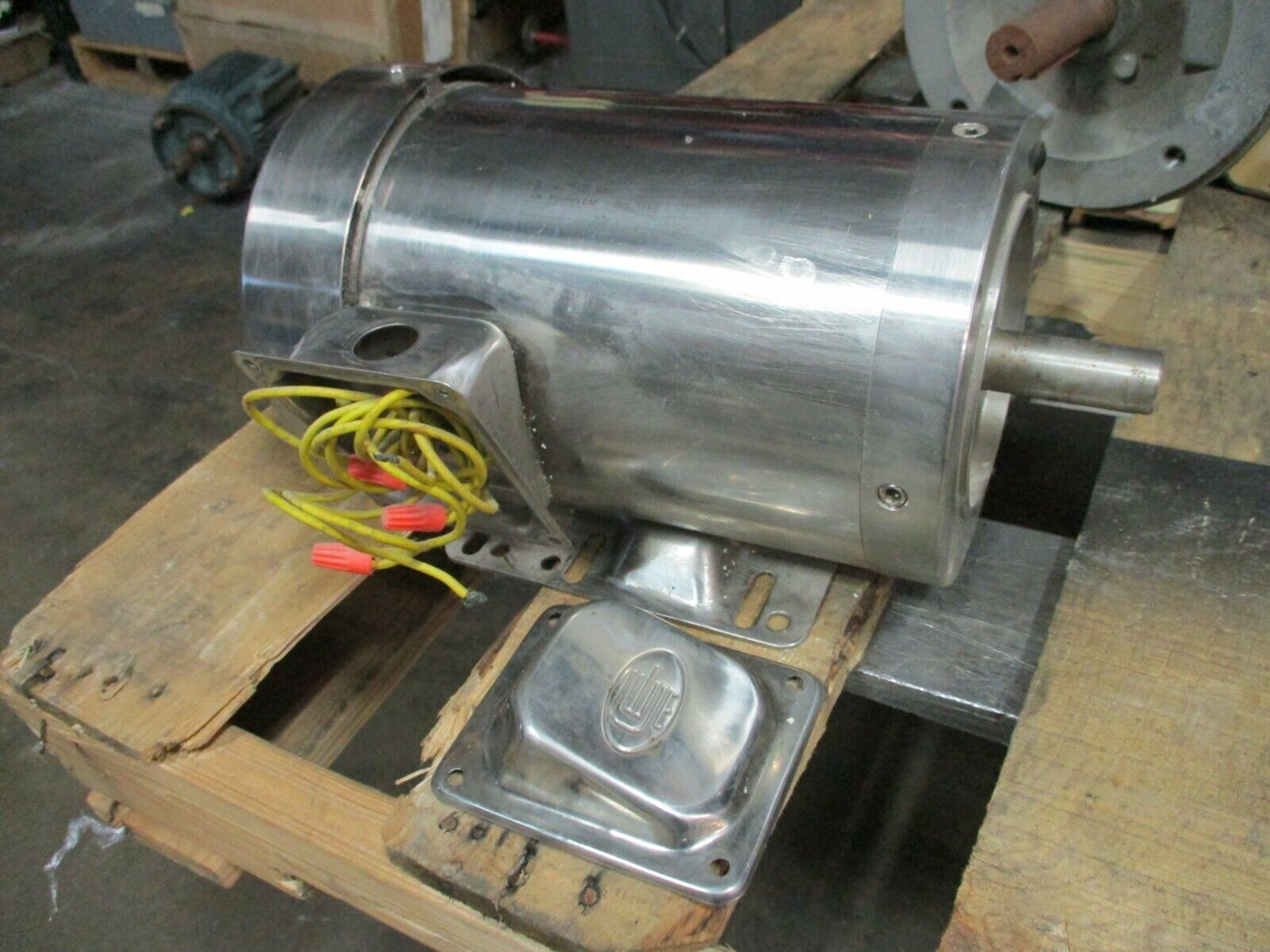 Leeson Washguard SST Stainless Steel AC Motor G191218.00 1.5HP 1800RPM Used