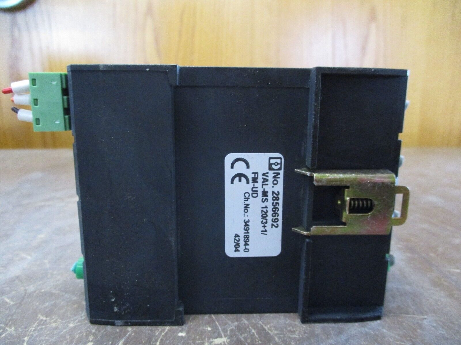 Phoenix Contact Surge Arrester Base VAL-MS 120/3+1/FM-UD Used